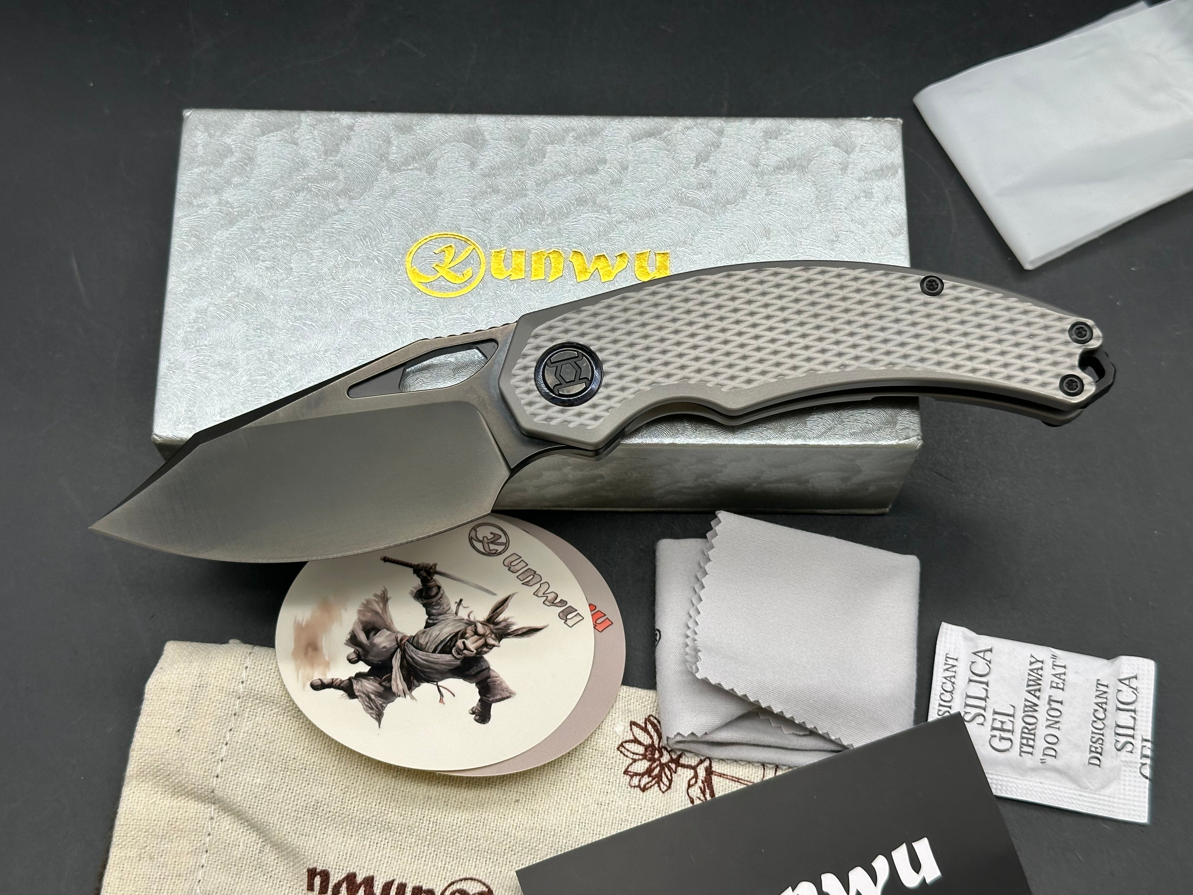 Kunwu Knives "Reverse Tux" Padre Frame Lock Knife Gray Ti (3.3" DLC/Satin)