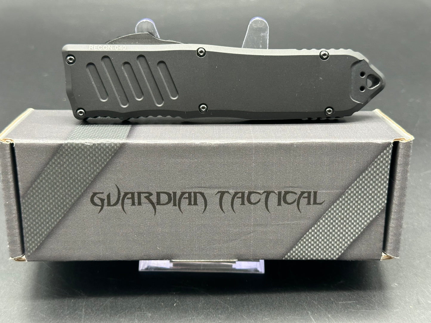 Guardian Tactical Recon-040 black aluminum handle with Elmax blade