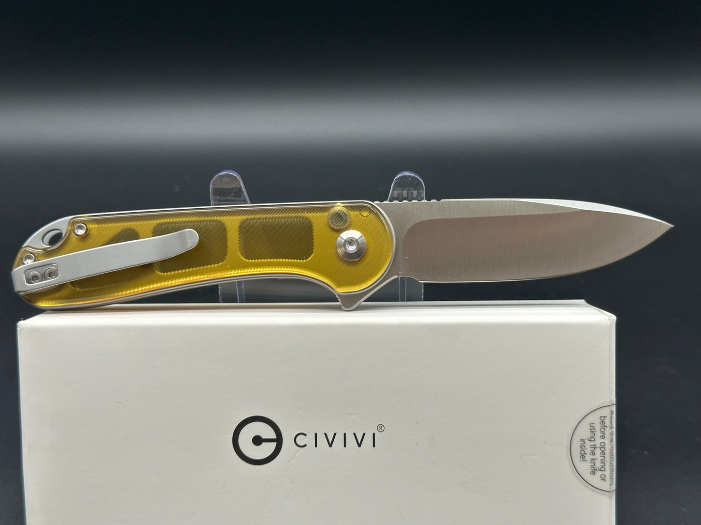 CIVIVI BUTTON LOCK ELEMENTUM II POLISHED ULTEM HANDLE NITRO-V DROP POINT PLAIN EDGE SATIN FINISH