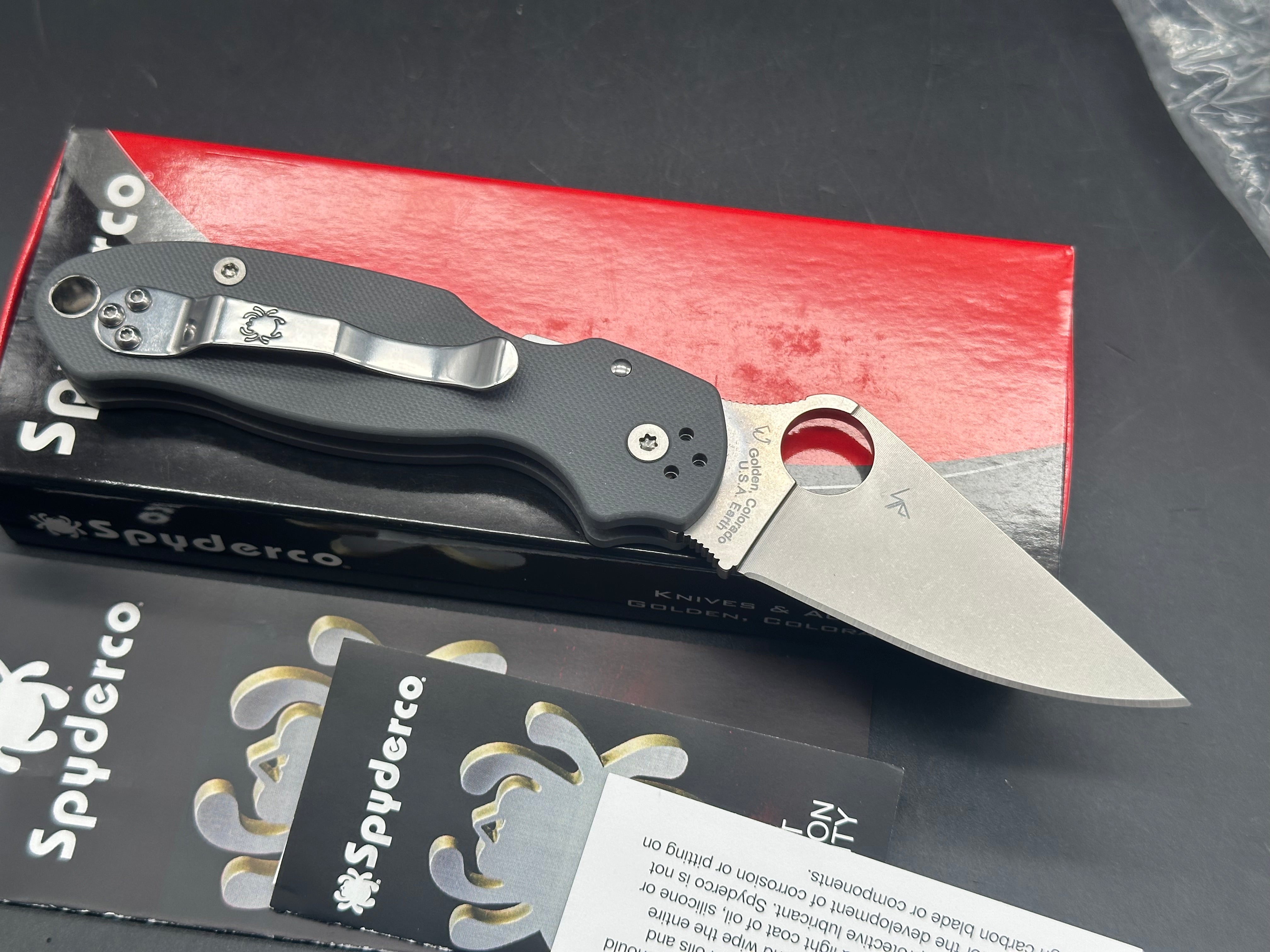 Spyderco Para 3, 2.93" Maxamet Stonewash Modified Clip Point Blade with Gray G10 Scales