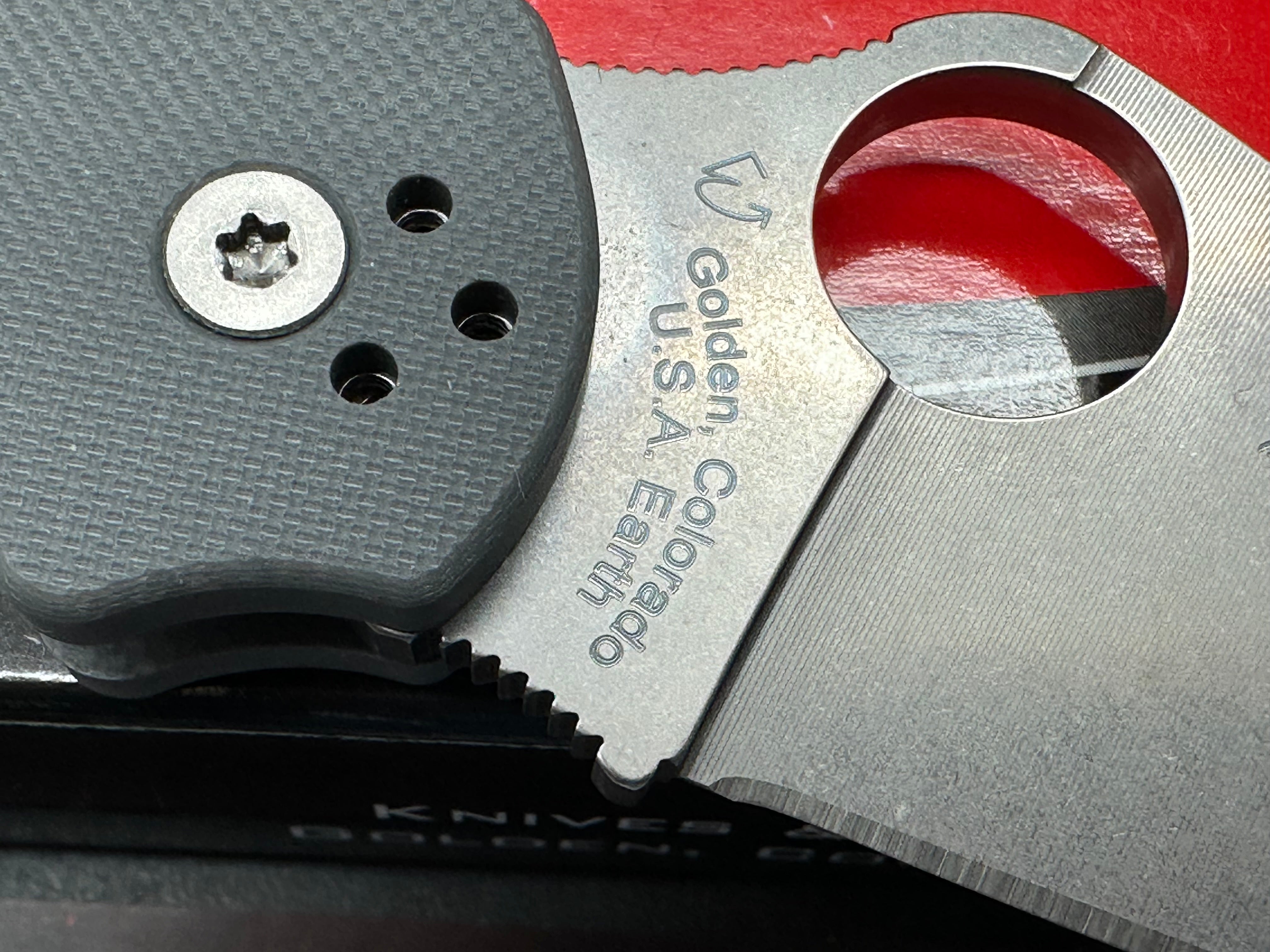 Spyderco Para 3, 2.93" Maxamet Stonewash Modified Clip Point Blade with Gray G10 Scales