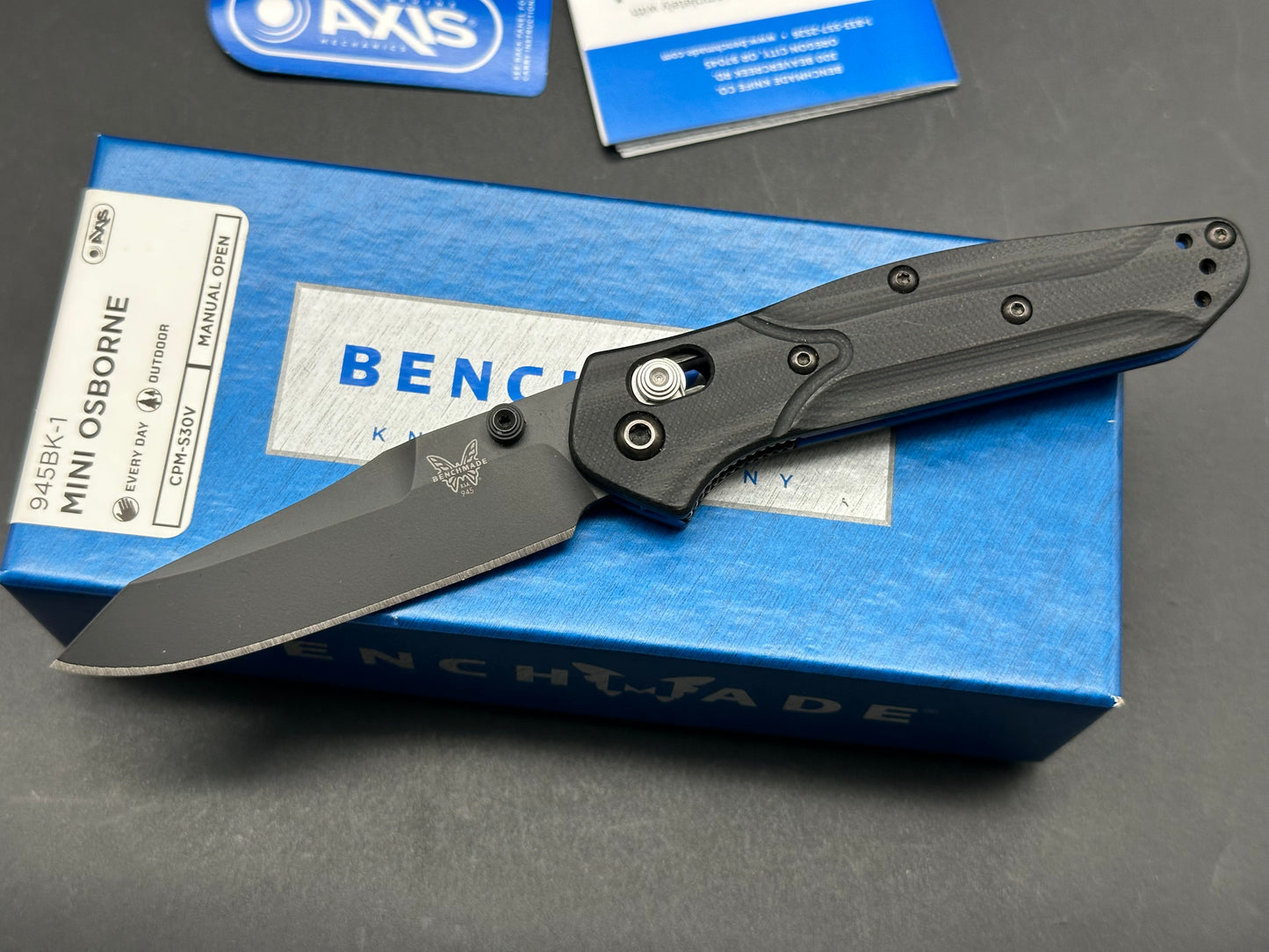 Benchmade 945BK-1 Mini Osborne AXIS Lock Knife Black G-10 (2.9" Black)