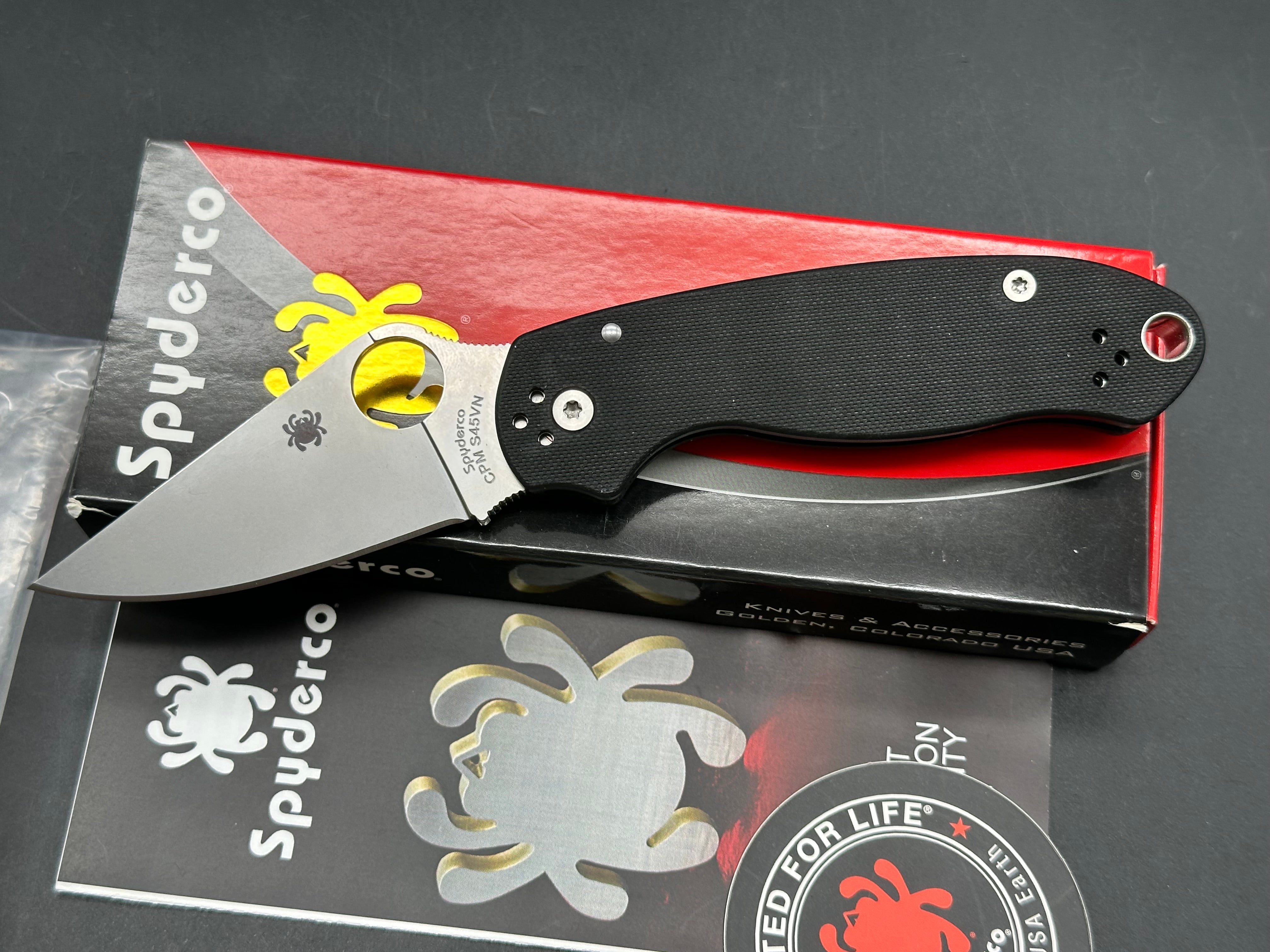 Spyderco Para 3, 2.93" CPM S45VN Stonewash Blade with Black G10 Scales