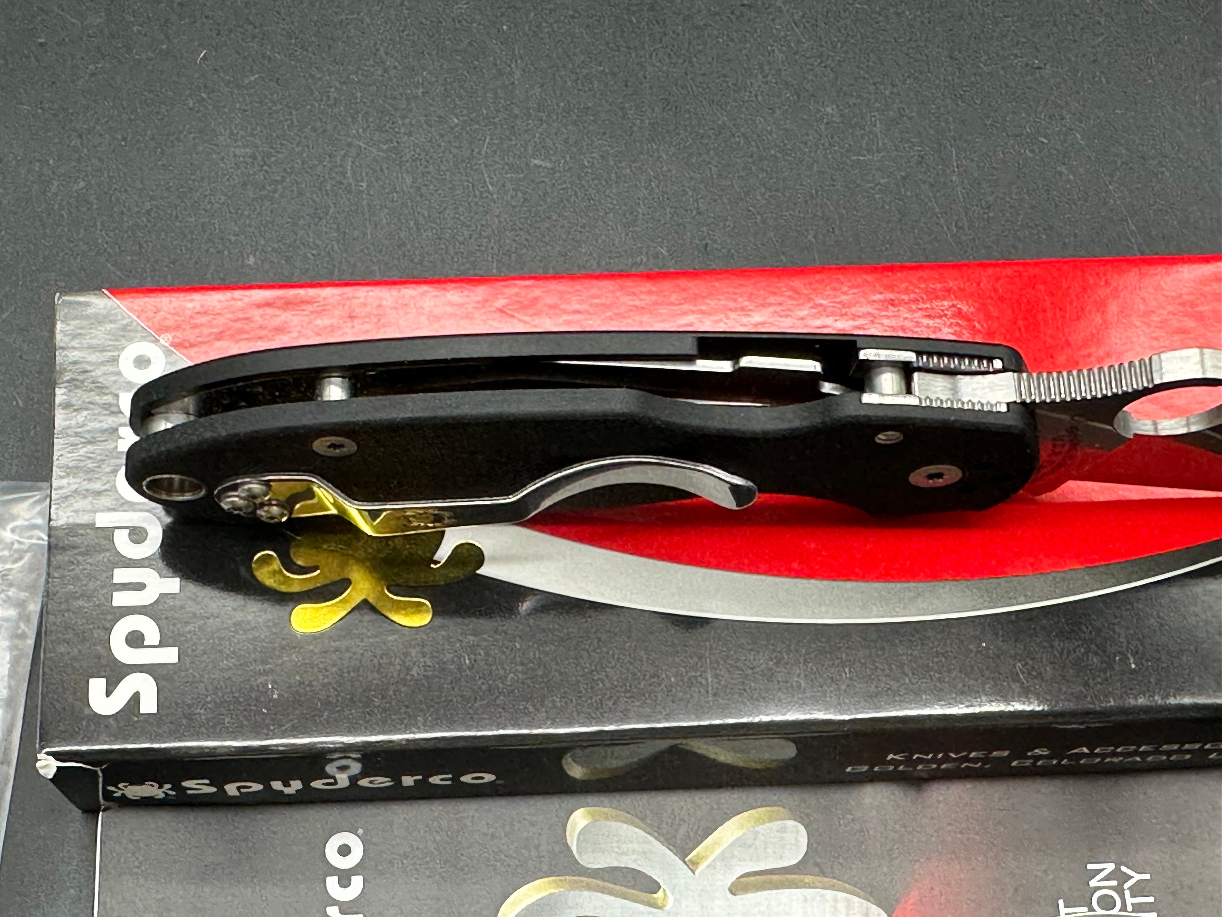 Spyderco Para 3, 2.93" CPM S45VN Stonewash Blade with Black G10 Scales