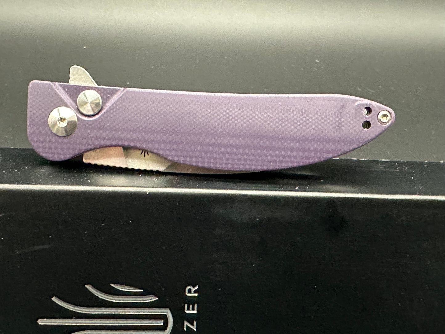 KIZER SWAY BACK FOLDING KNIFE PURPLE G10 HANDLE N690 PLAIN EDGE V3566N1