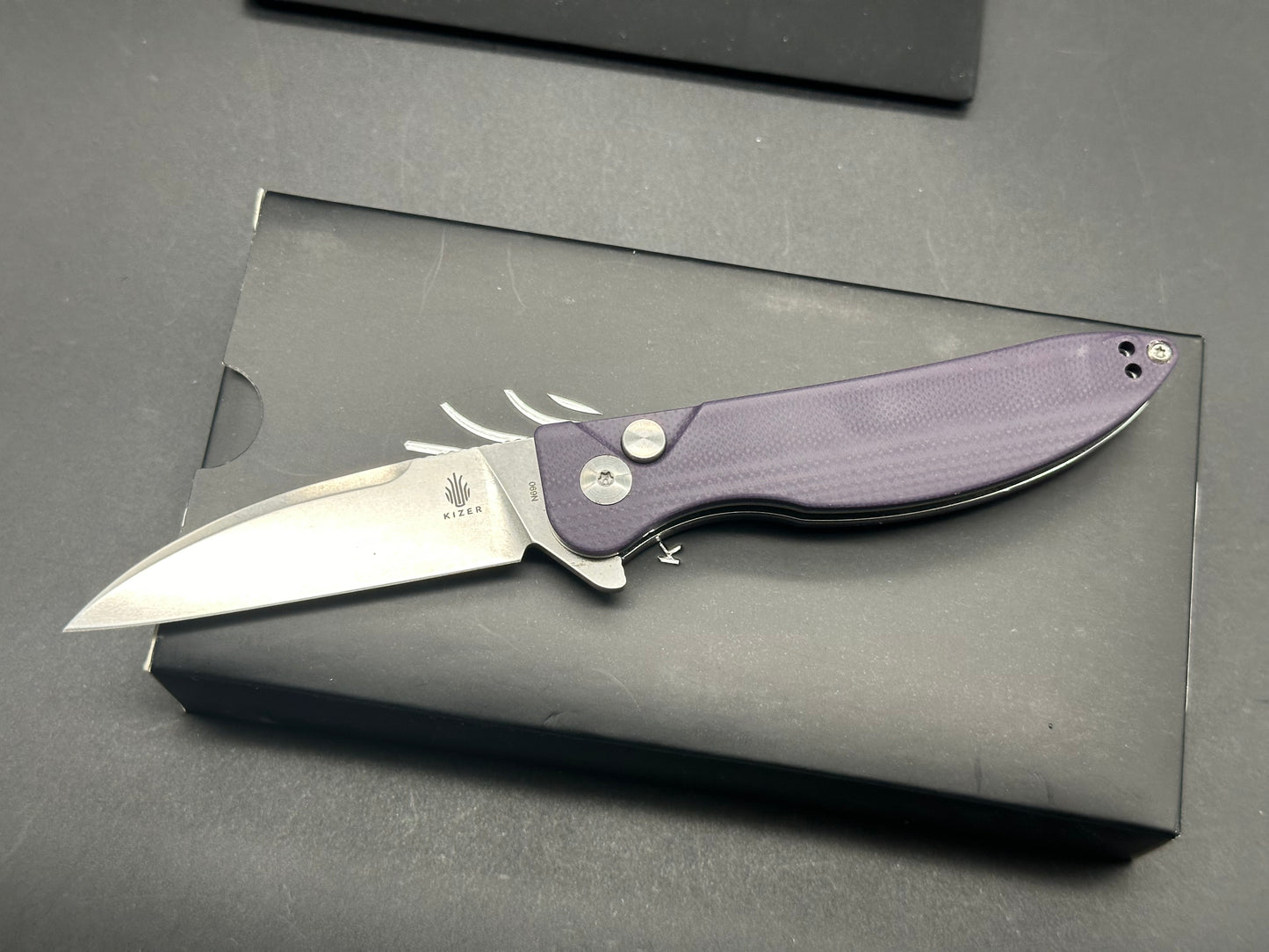 KIZER SWAY BACK FOLDING KNIFE PURPLE G10 HANDLE N690 PLAIN EDGE V3566N1