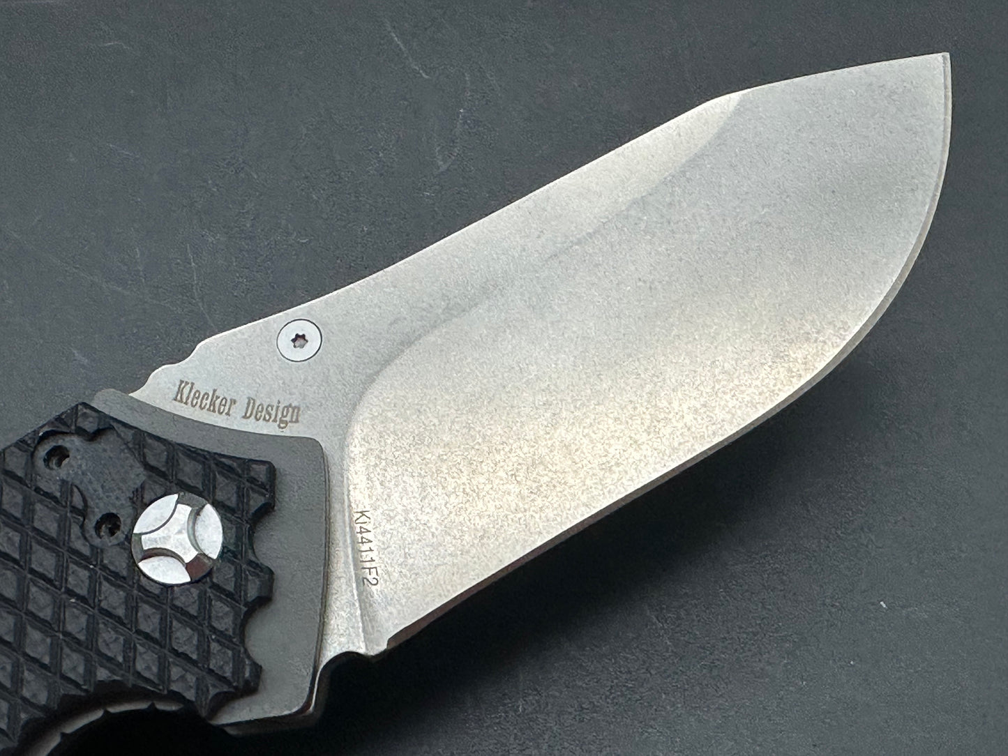 Kizer Ki4411F2 Black G10 scales w/S35VN blade