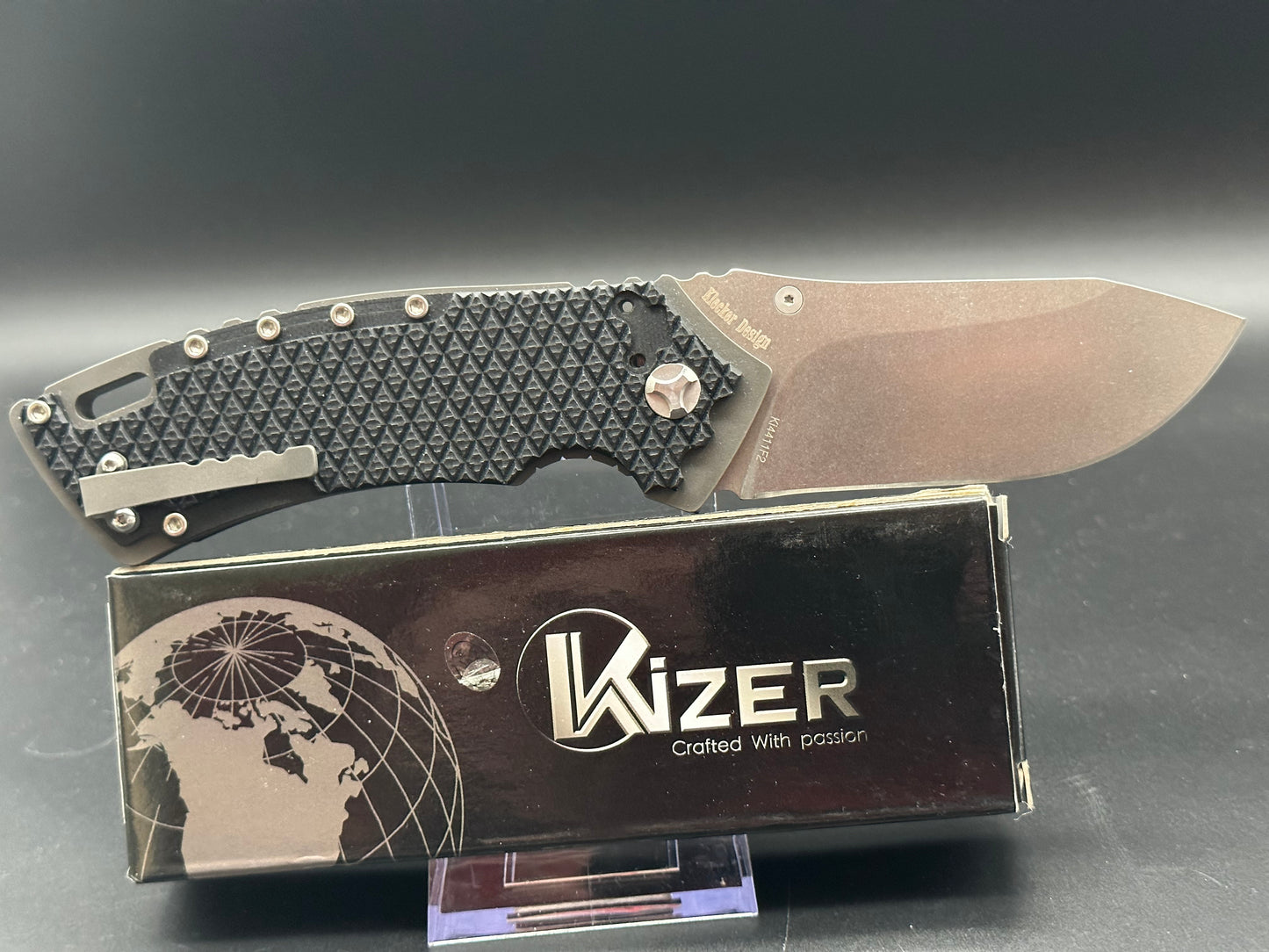 Kizer Ki4411F2 Black G10 scales w/S35VN blade