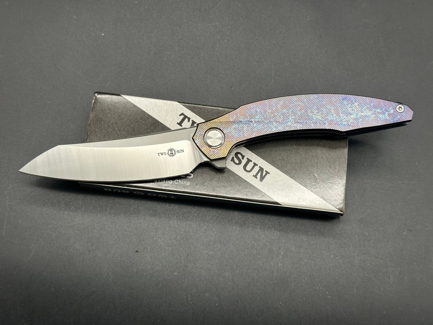 TWOSUN TS51-COLOR FOLDING KNIFE COLOR TITANIUM HANDLE M390 PLAIN EDGE