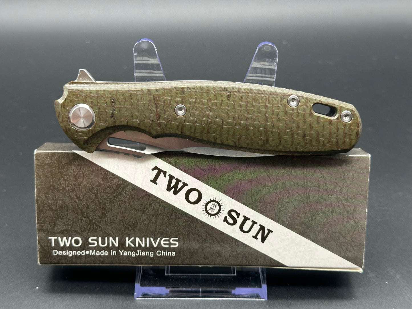 TWOSUN TS162 D2 MICARTA FLIPPER POCKET KNIFE GREEN MICARTA HANDLE PLAIN EDGE