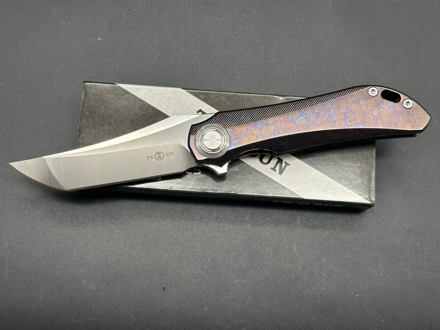 TWOSUN TS196 COLOR FOLDING KNIFE BLUE/MULTI COLOR TITANIUM HANDLE M390 PLAIN EDGE