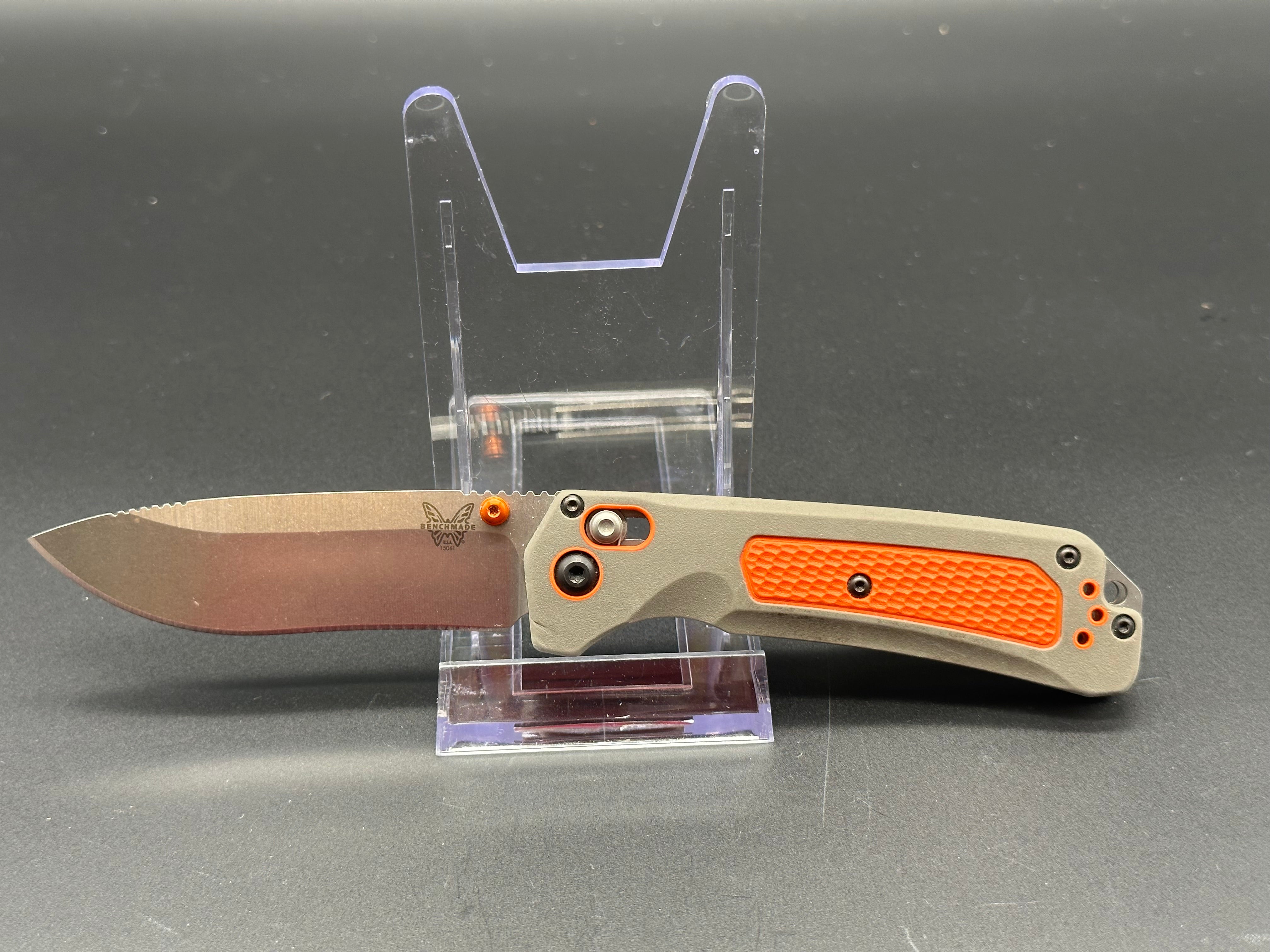 Benchmade Grizzly Ridge grey/orange Polymer handle