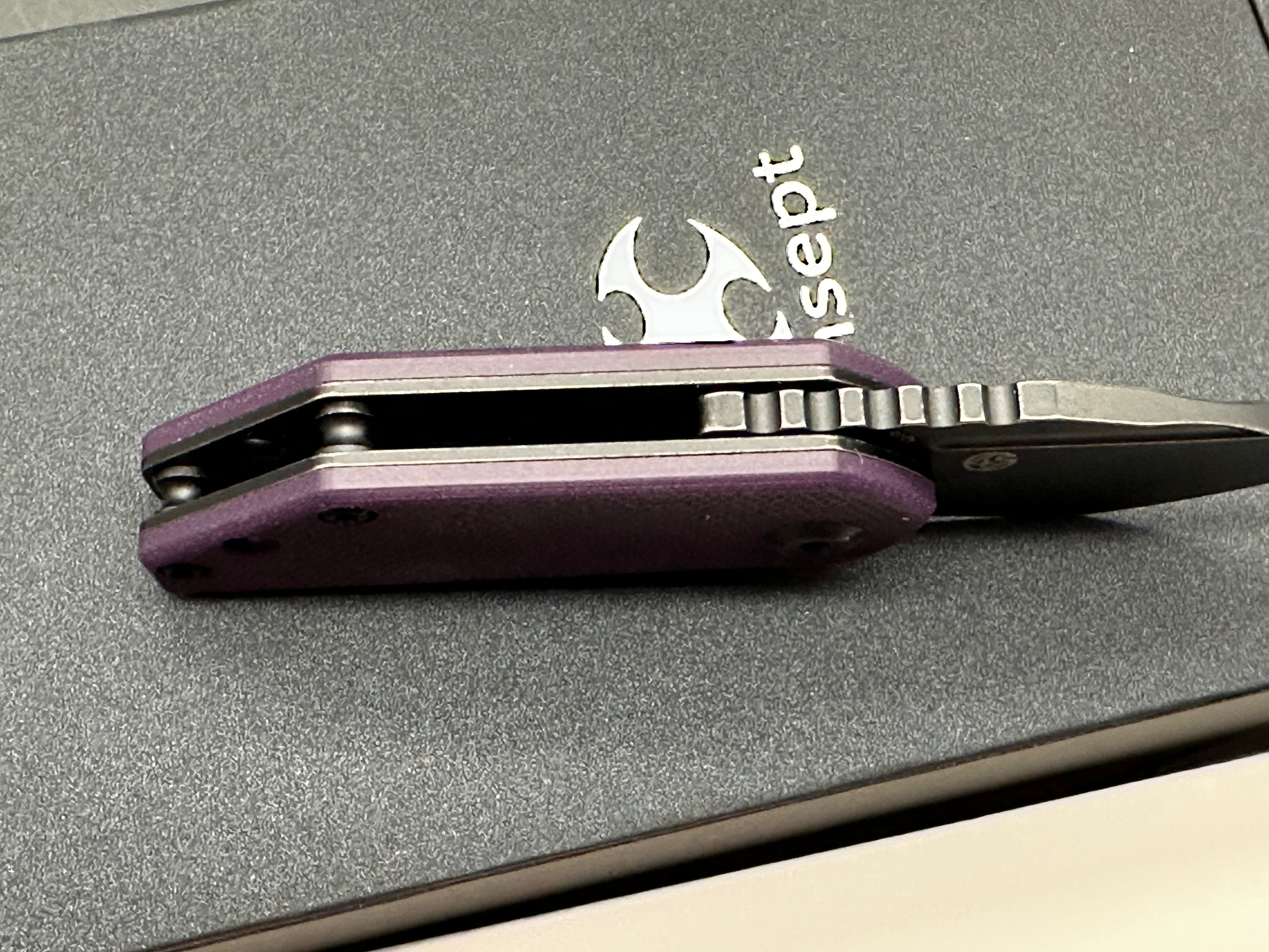 KANSEPT RIO PURPLE G10 HANDLE 1.56'' M390 BLADE