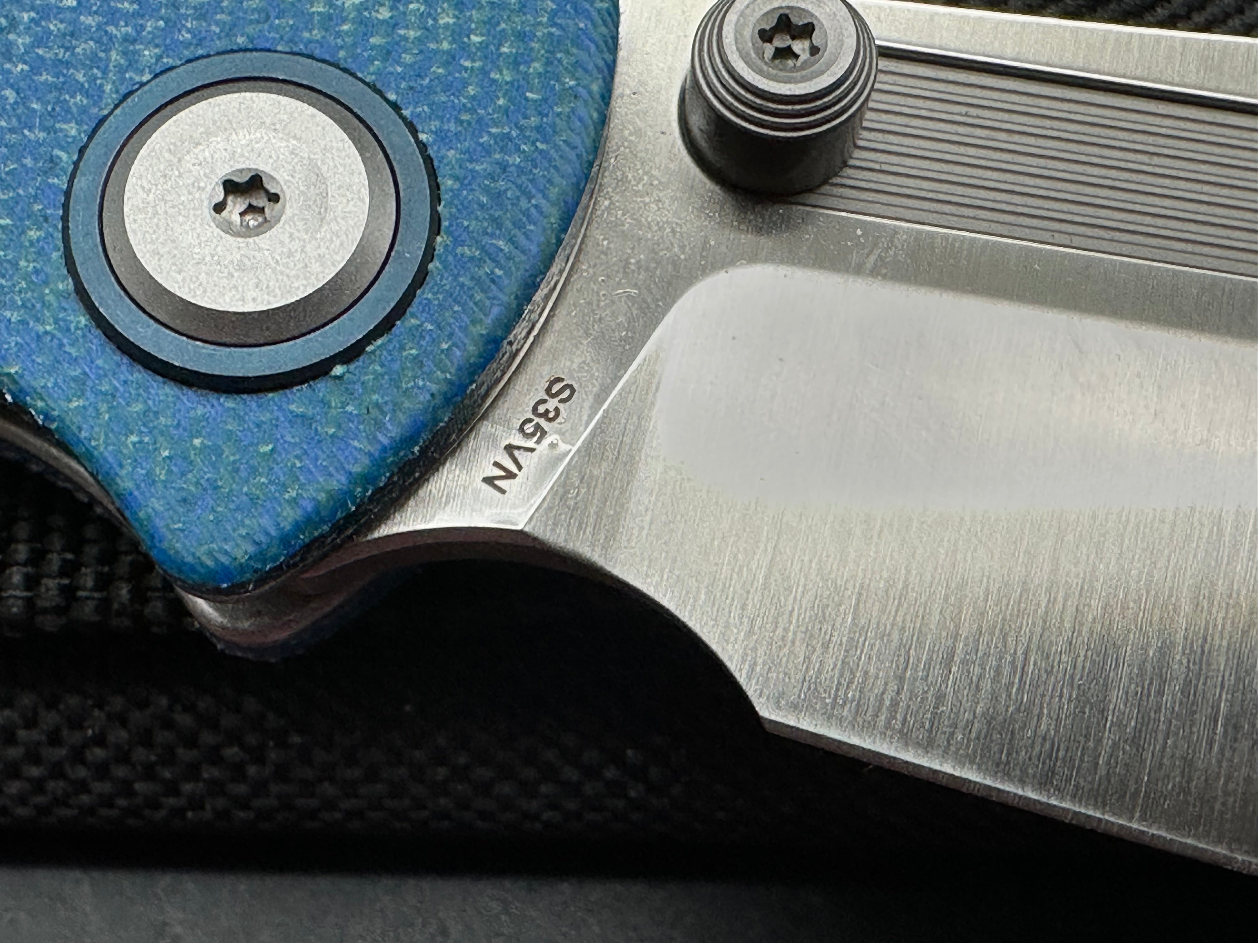 VOSTEED NAGA BLUE MICARTA HANDLE S35VN PLAIN EDGE