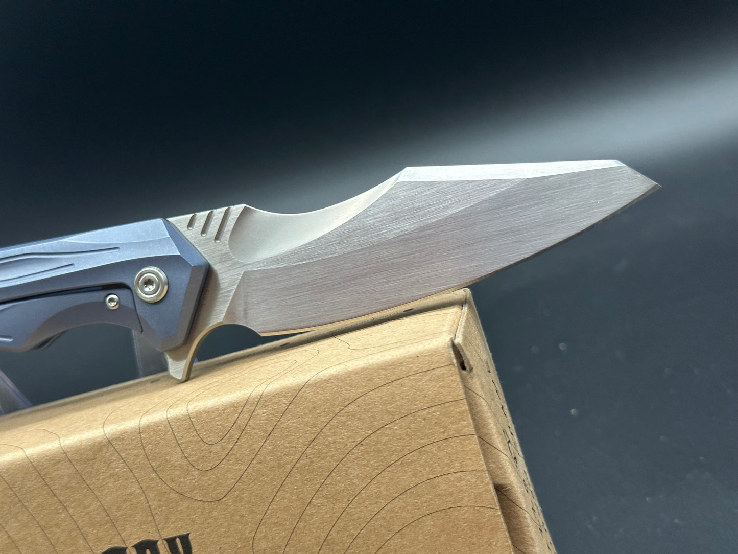 Kubey Shadow Crane KU220C S35VN polished, Blue TI handle