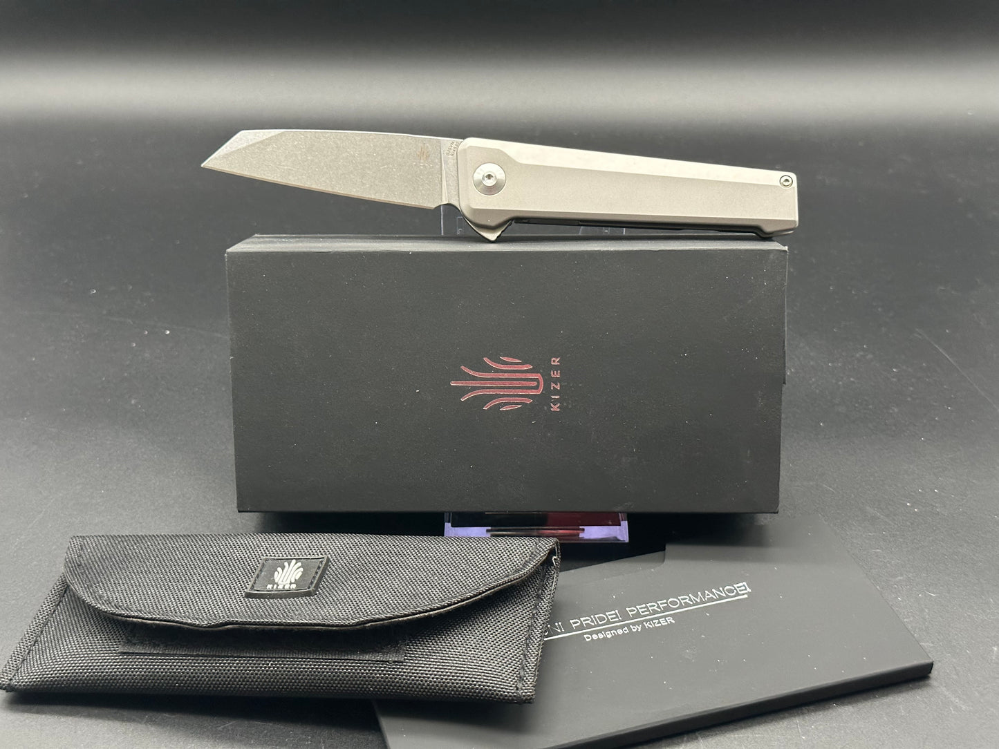 Kizer Quell Ki4530 S35VN Stonewash TI handle