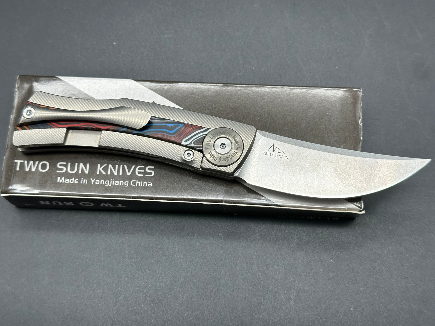 TWOSUN TS385 FOLDING KNIFE TITANIUM/Colorful G10 HANDLE 14C28N PLAIN EDGE