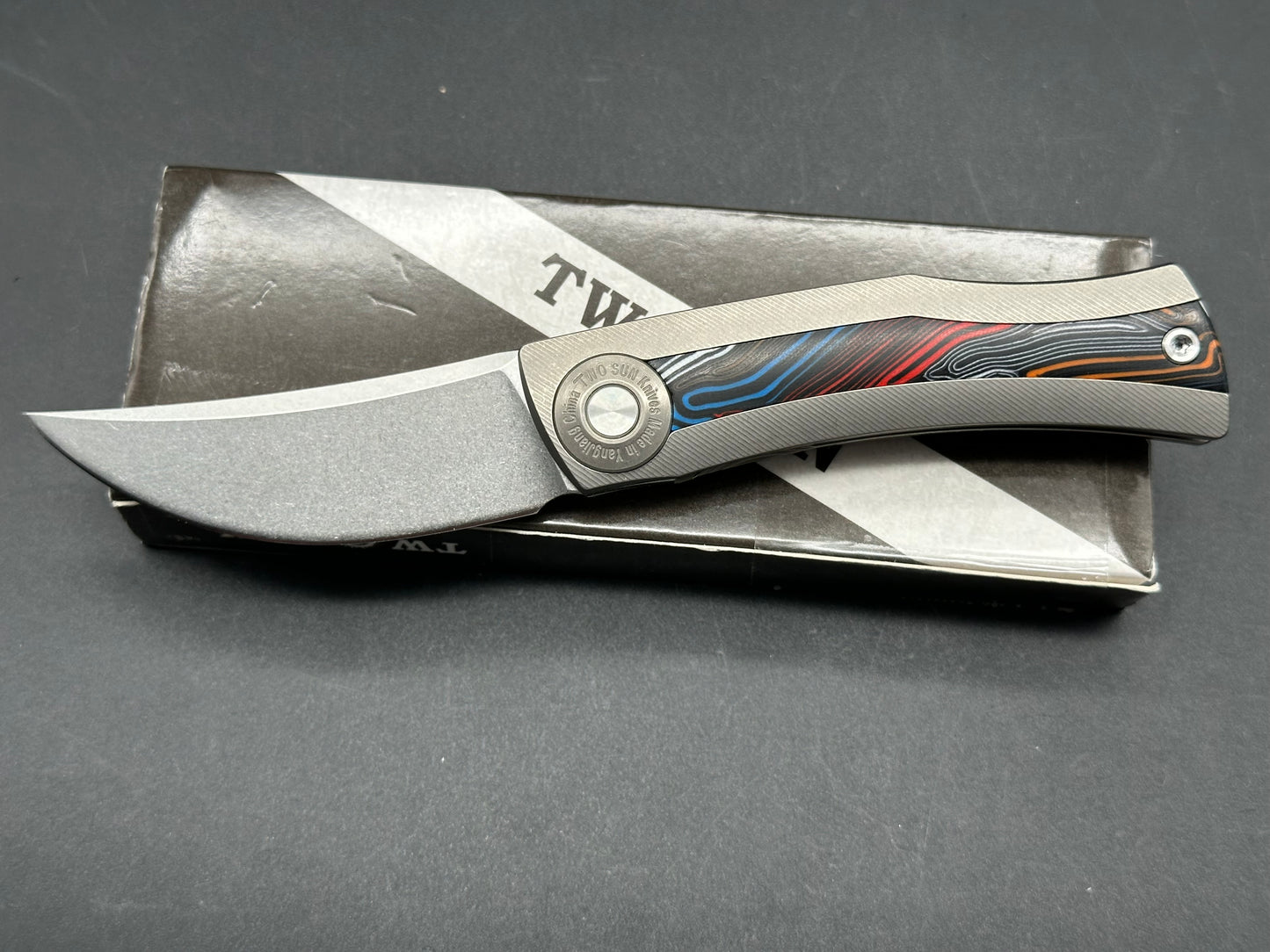 TWOSUN TS385 FOLDING KNIFE TITANIUM/Colorful G10 HANDLE 14C28N PLAIN EDGE