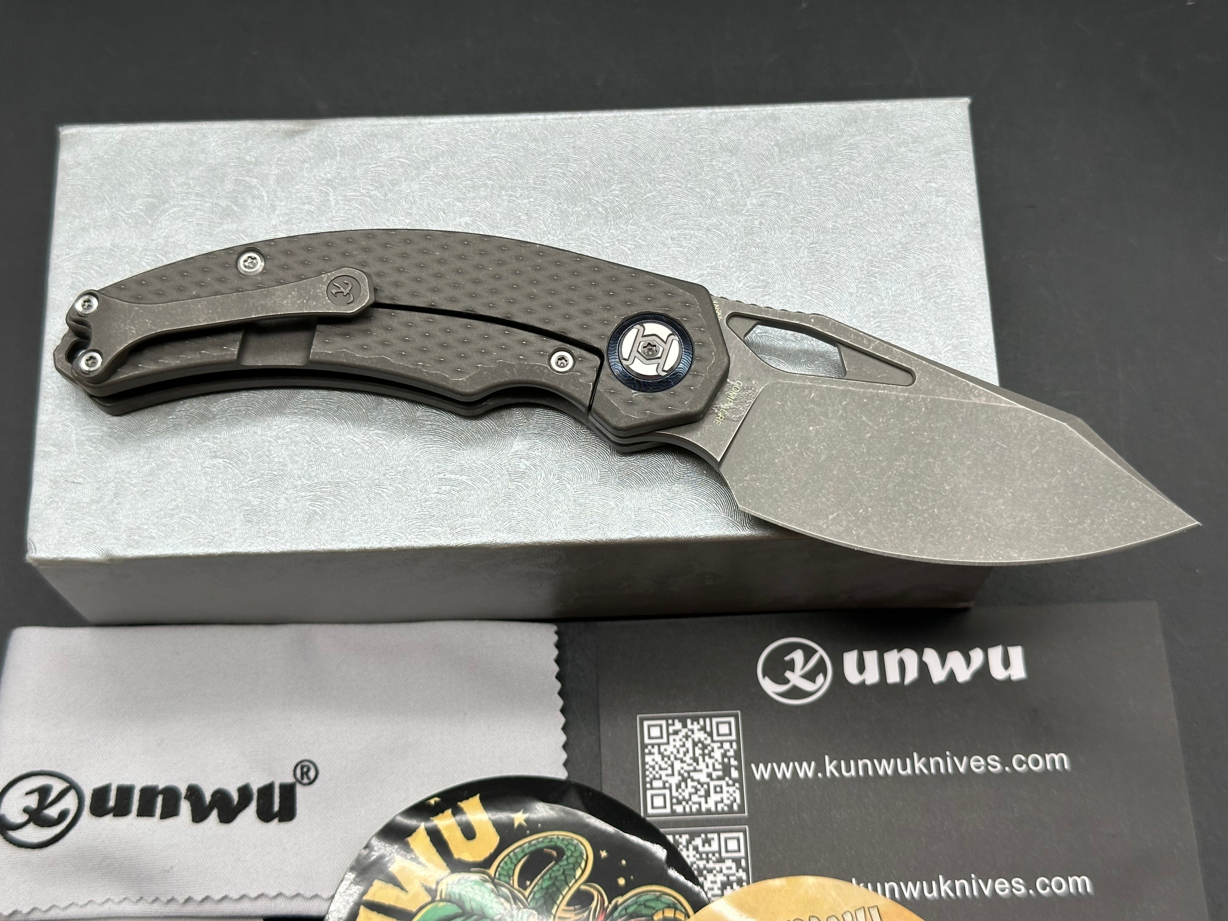 Kunwu Compadre 2.95" Vanax Stonewash Blade with Stonewash Diamond Textured Titanium Scales