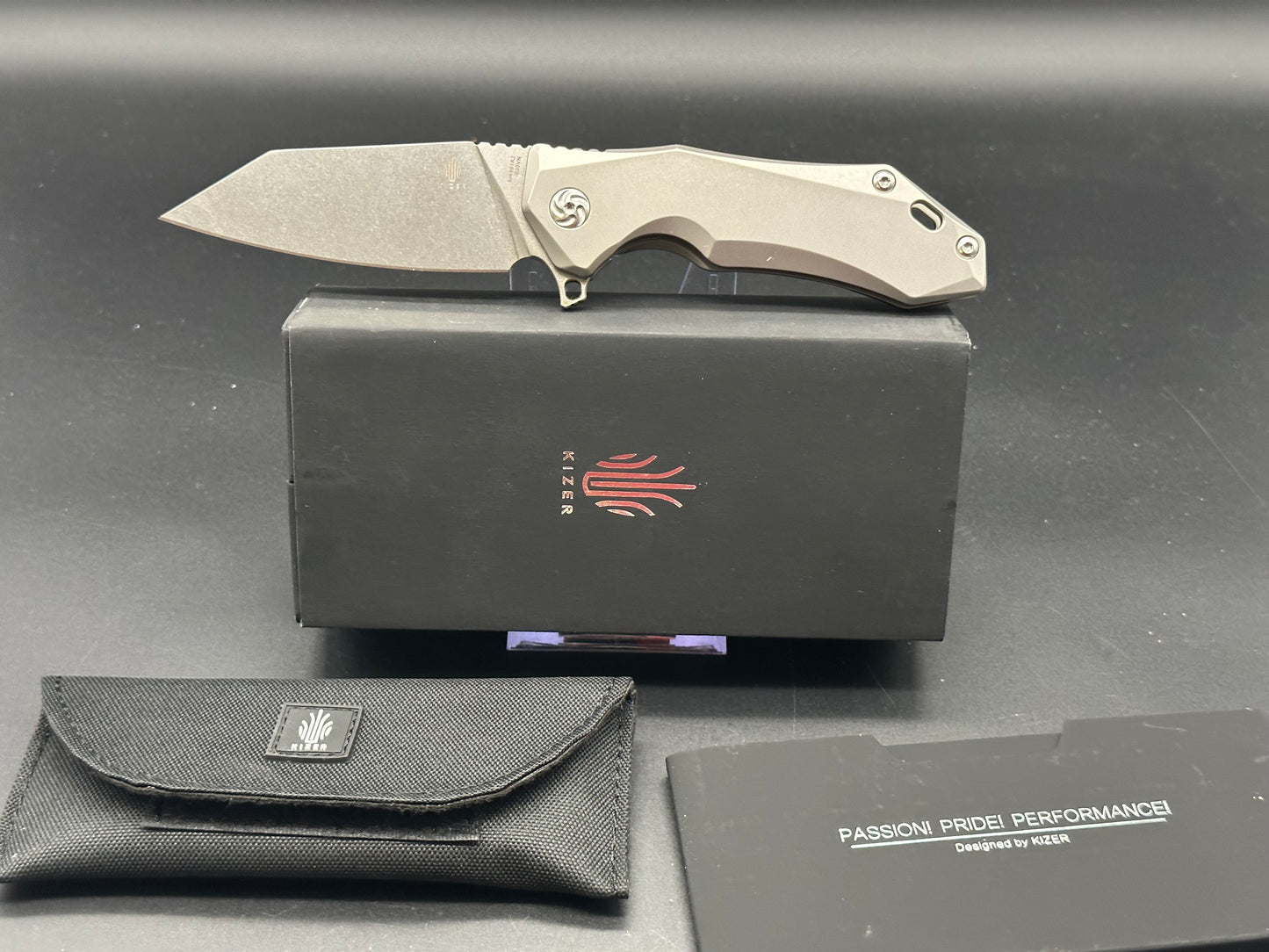 Kizer Uprising Ki4491A2 S35VN Stonewash, TI handle