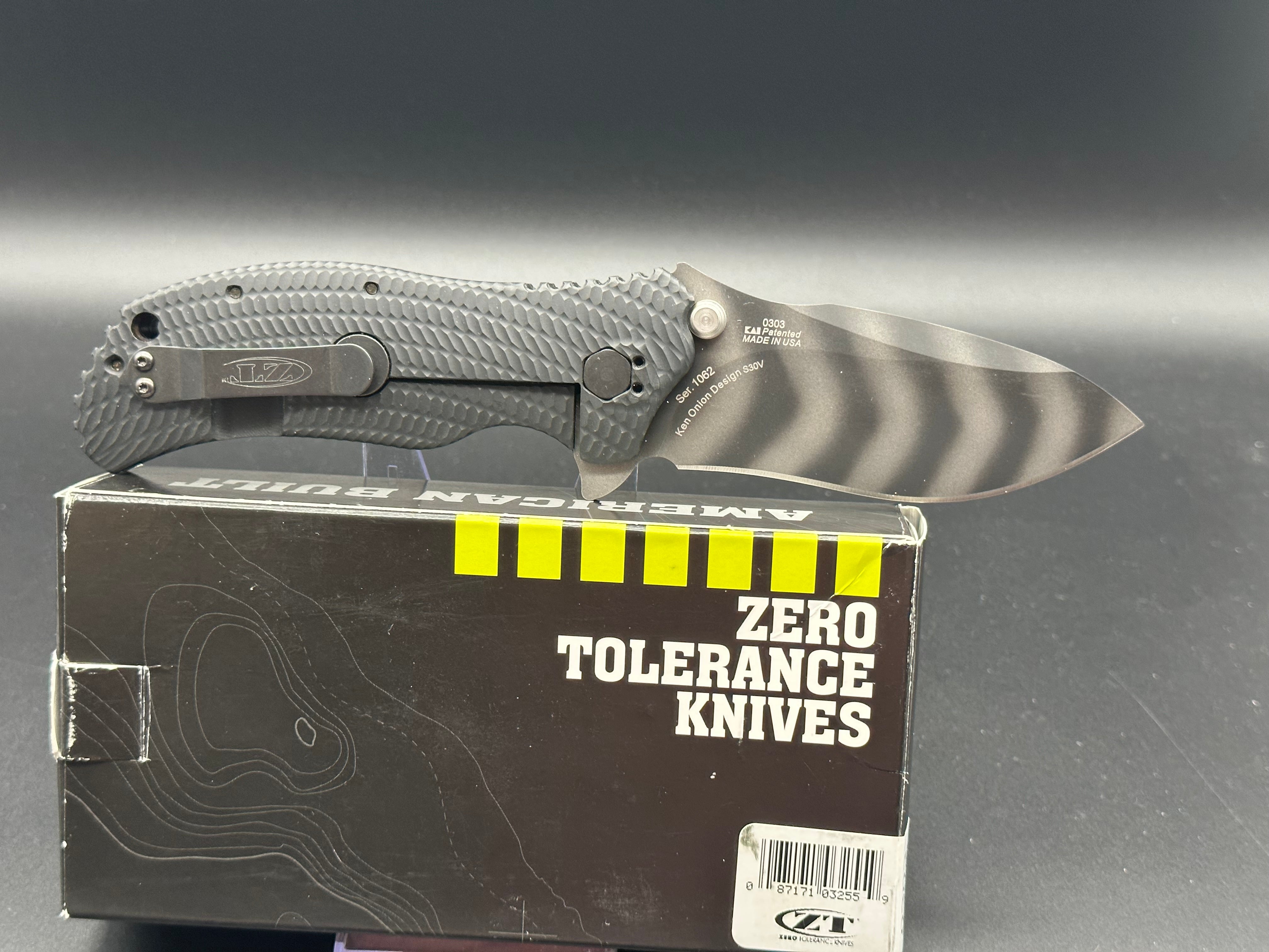 Zero Tolerance 0303 Assisted Opening Knife Black G-10 (3.75" Tiger Stripe)