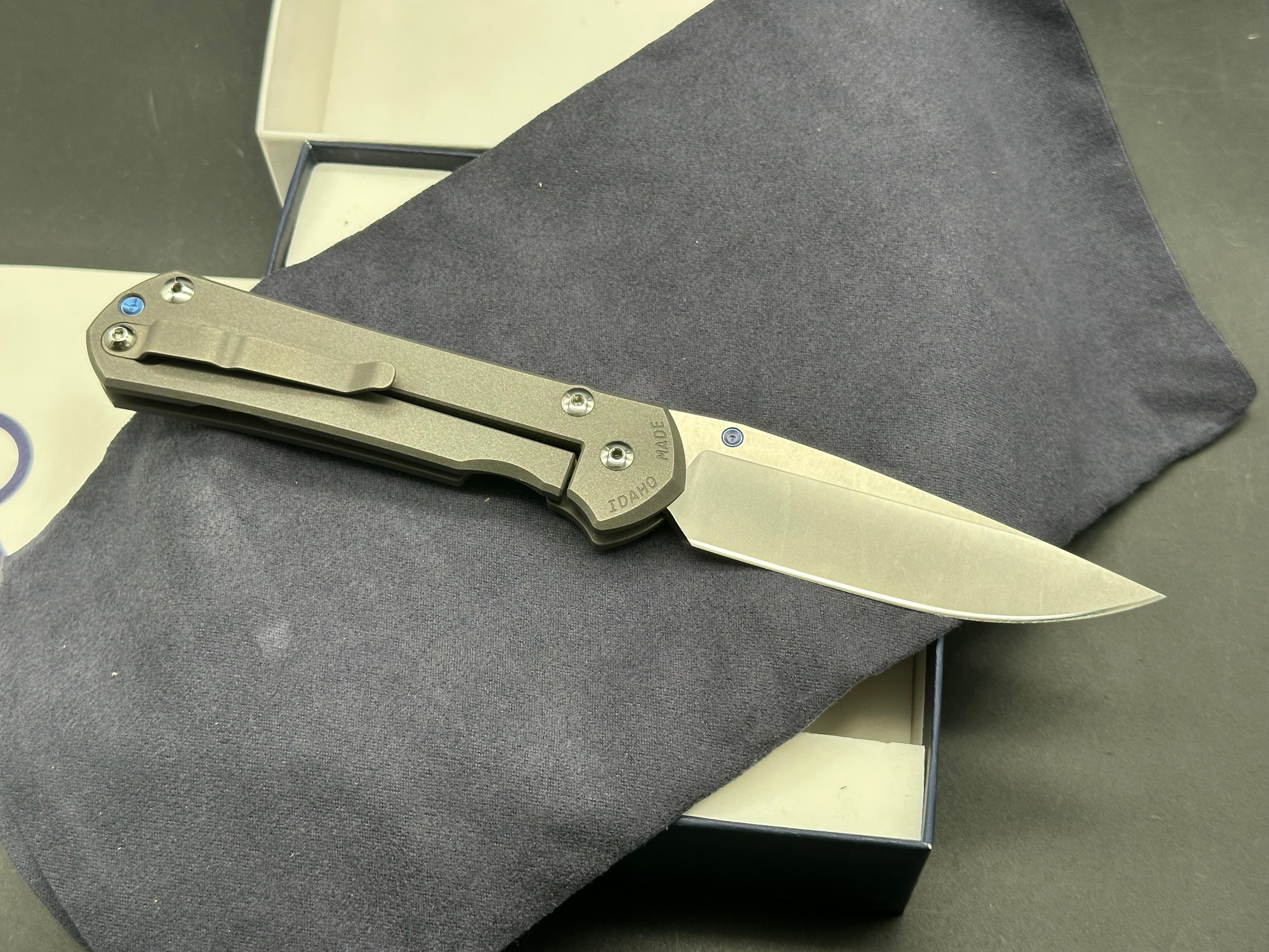 Chris Reeve Knives Large Sebenza 31 Plain in Magnacut