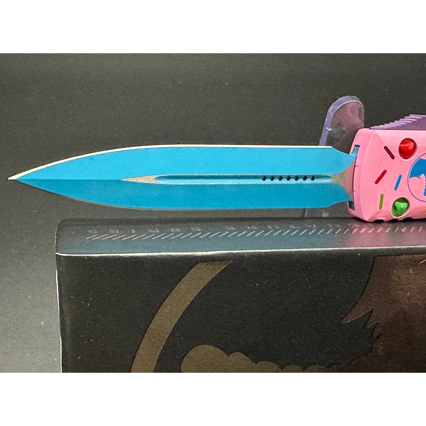 Microtech Exclusive Dessert Warrior Ultratech D/E OTF Donut Pink