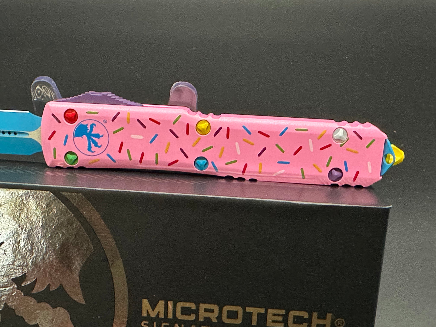 Microtech Exclusive Dessert Warrior Ultratech D/E OTF Donut Pink