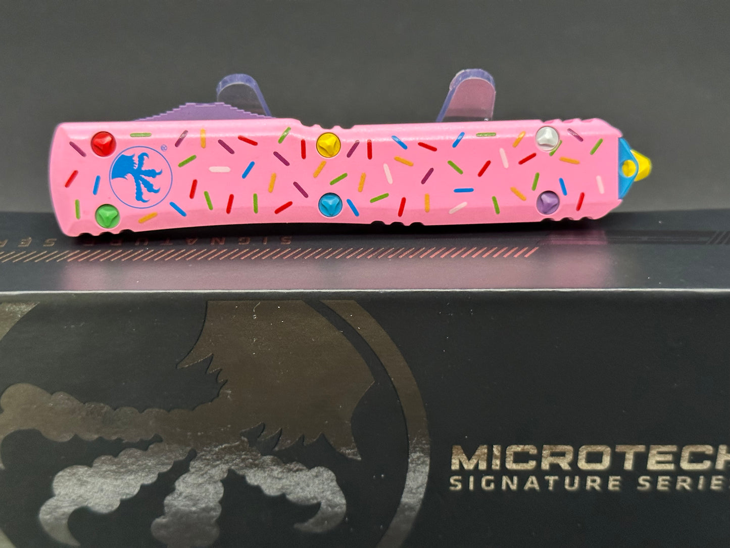 Microtech Exclusive Dessert Warrior Ultratech D/E OTF Donut Pink