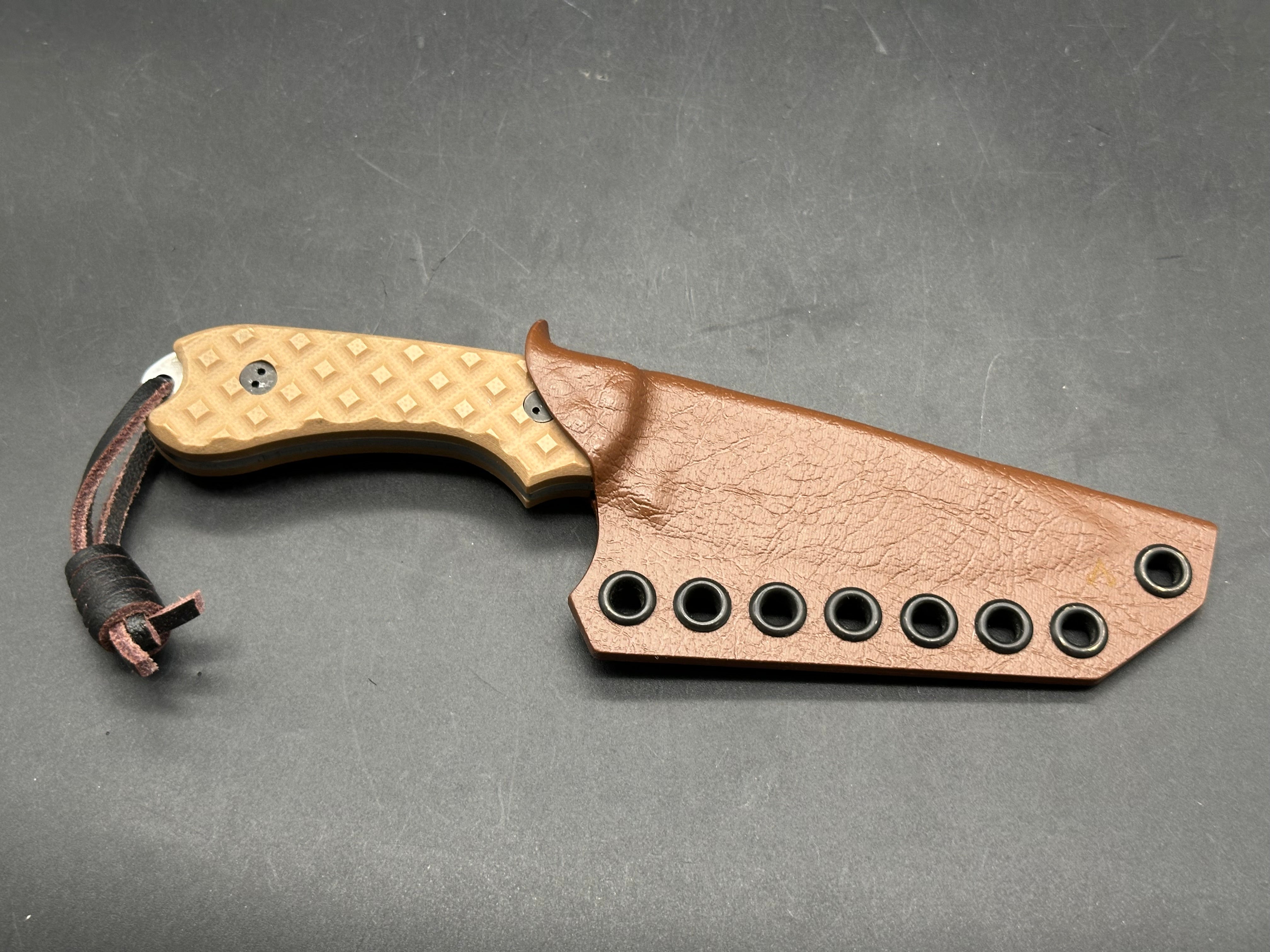 Bradford Guardian 3 in CPM-3V with tan G-10 flat scales and custom kydex sheath