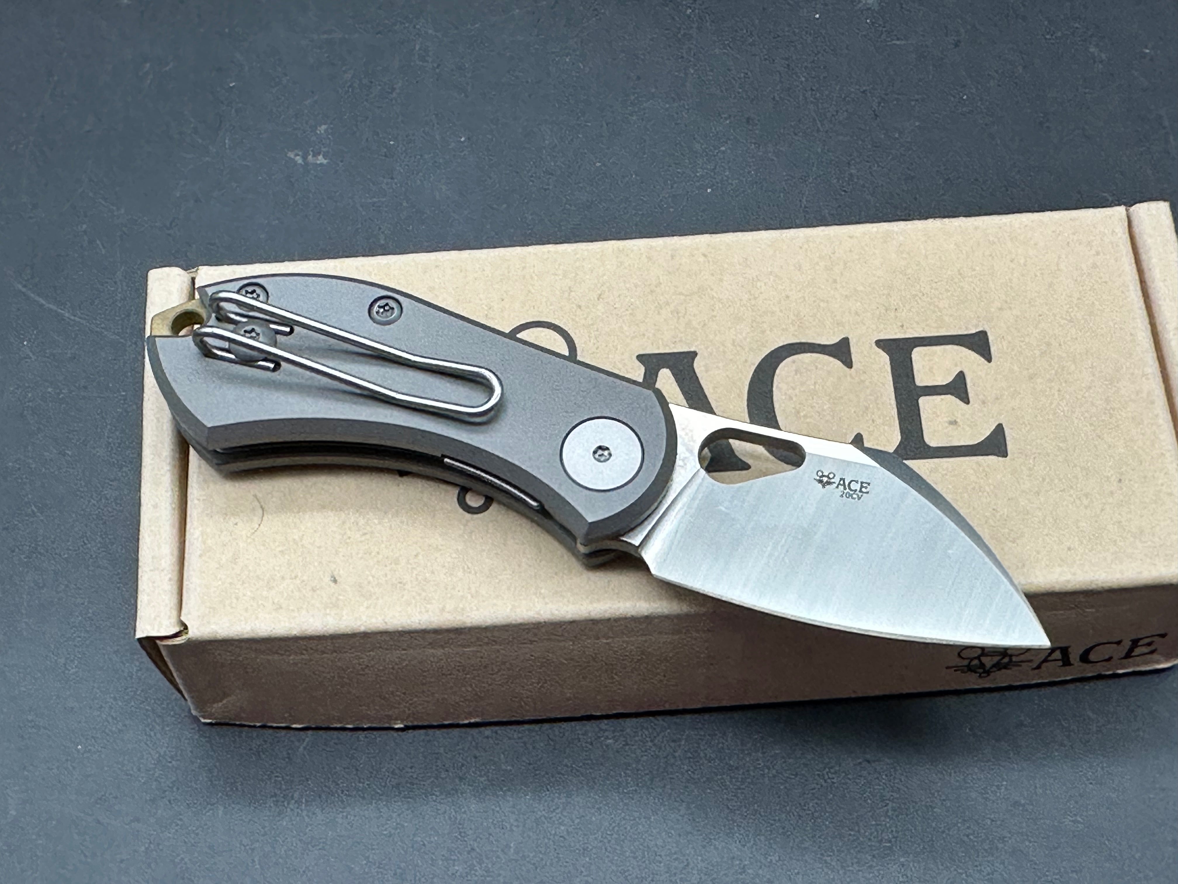 Giant Mouse Vox/Anso ACE Nibbler Liner Lock Knife Titanium (1.9" Satin 20CV)