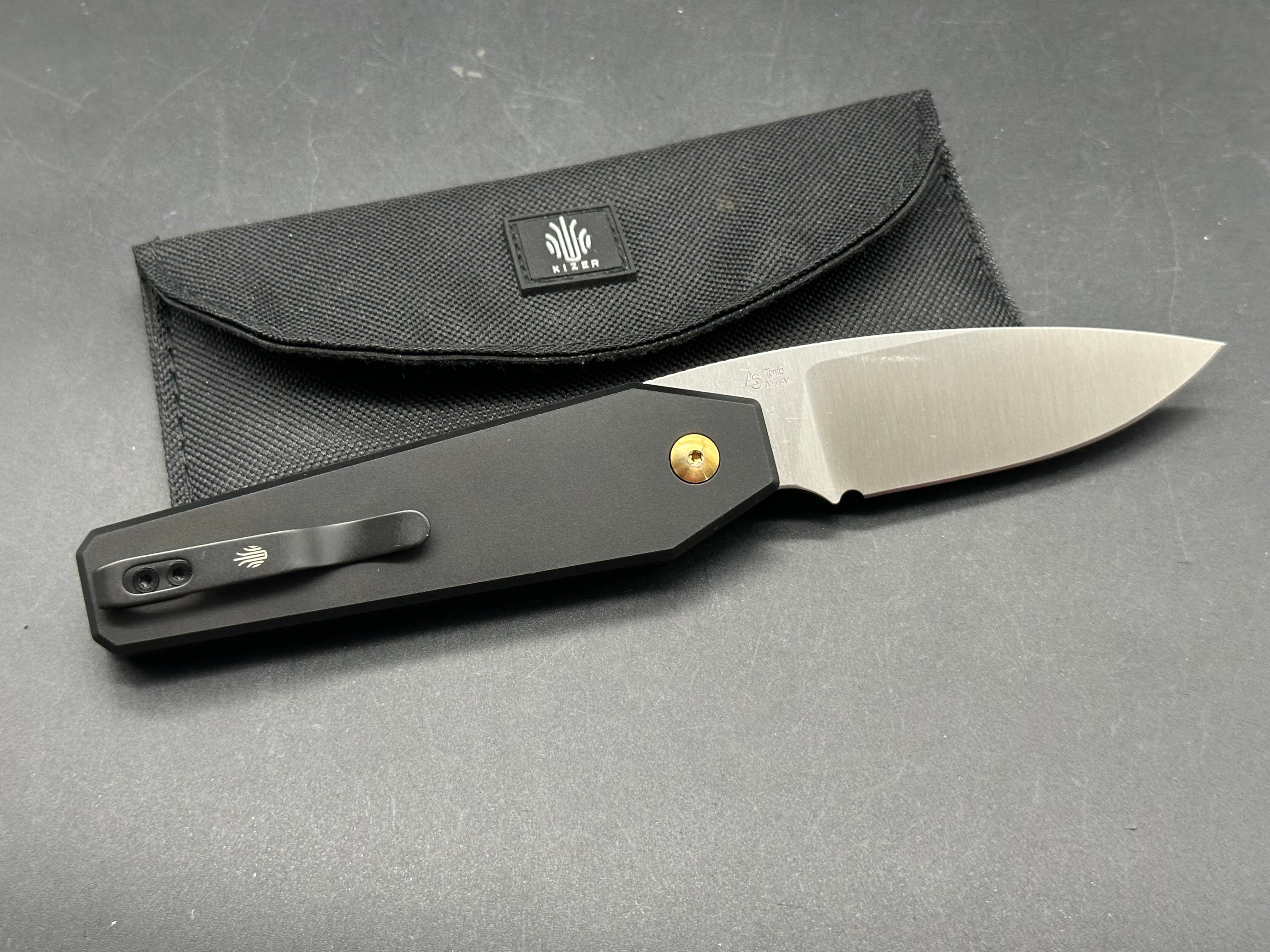 KIZER TOMB BLACK ALUMINUM HANDLE NITRO-V PLAIN EDGE