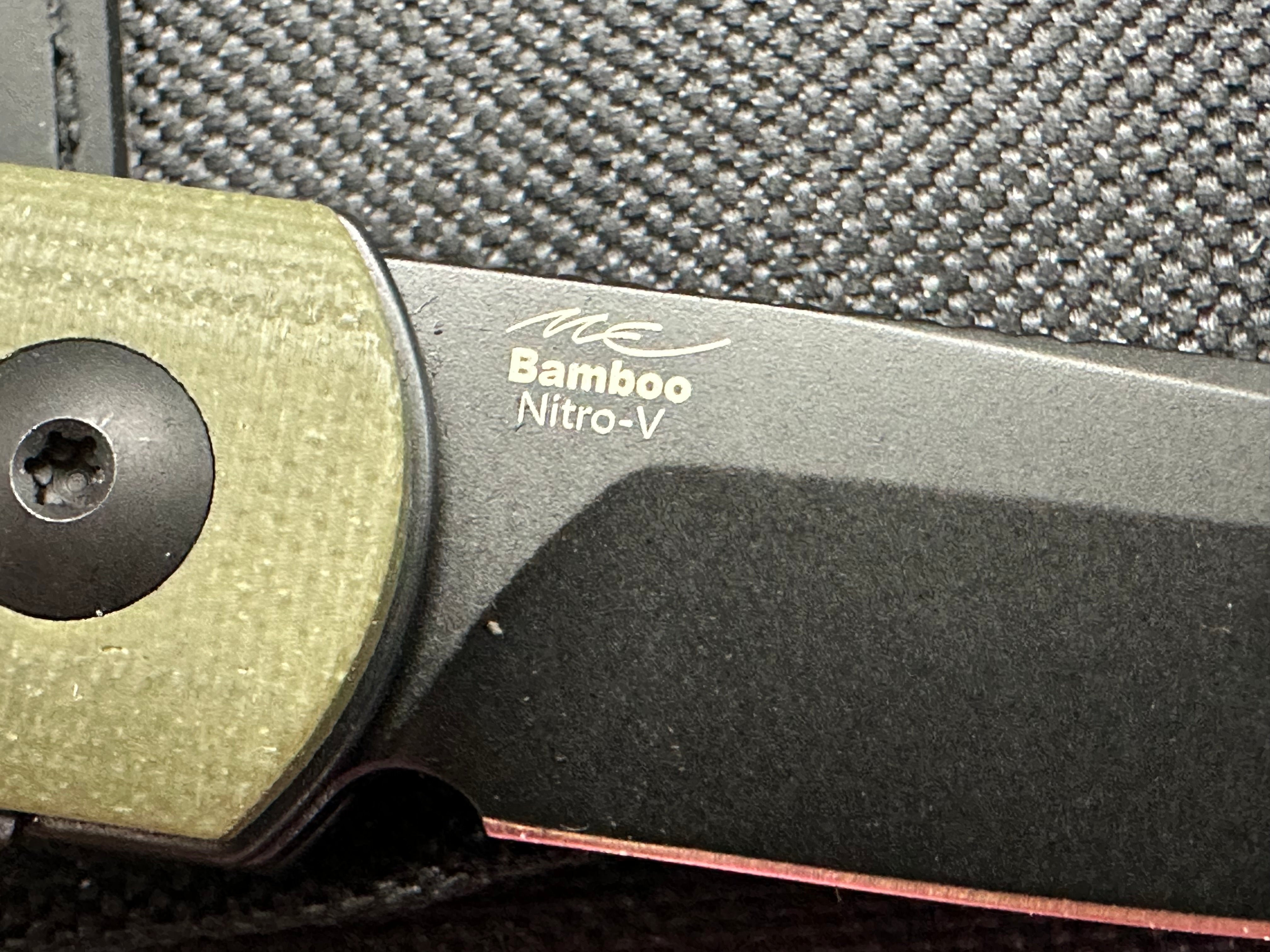 KIZER BAMBOO OLIVE GREEN G10 HANDLE NITRO-V PLAIN EDGE