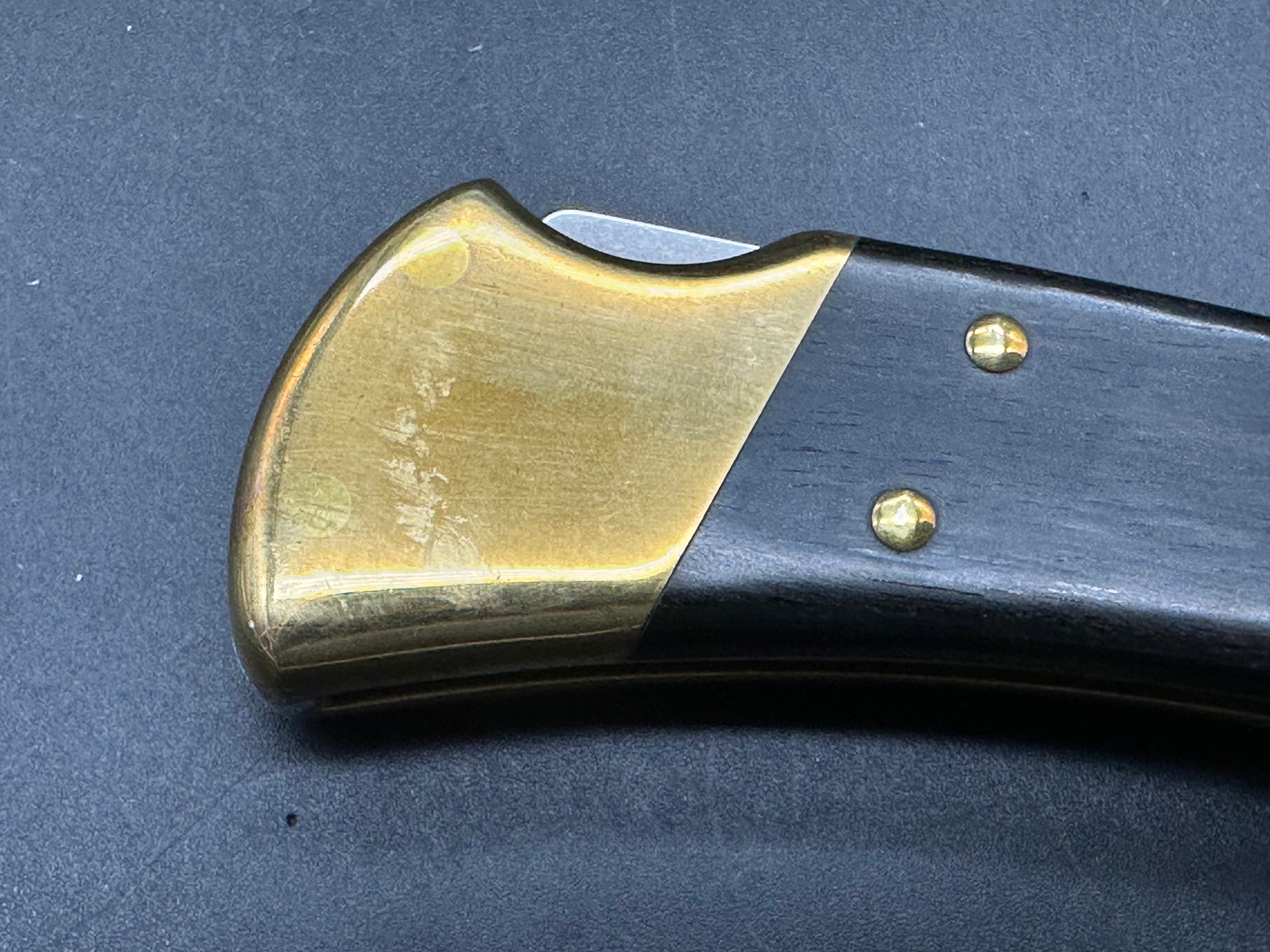 Buck Knives Combo 110 Drop point in 420HC with leather sheath / 110 LT in 420HC