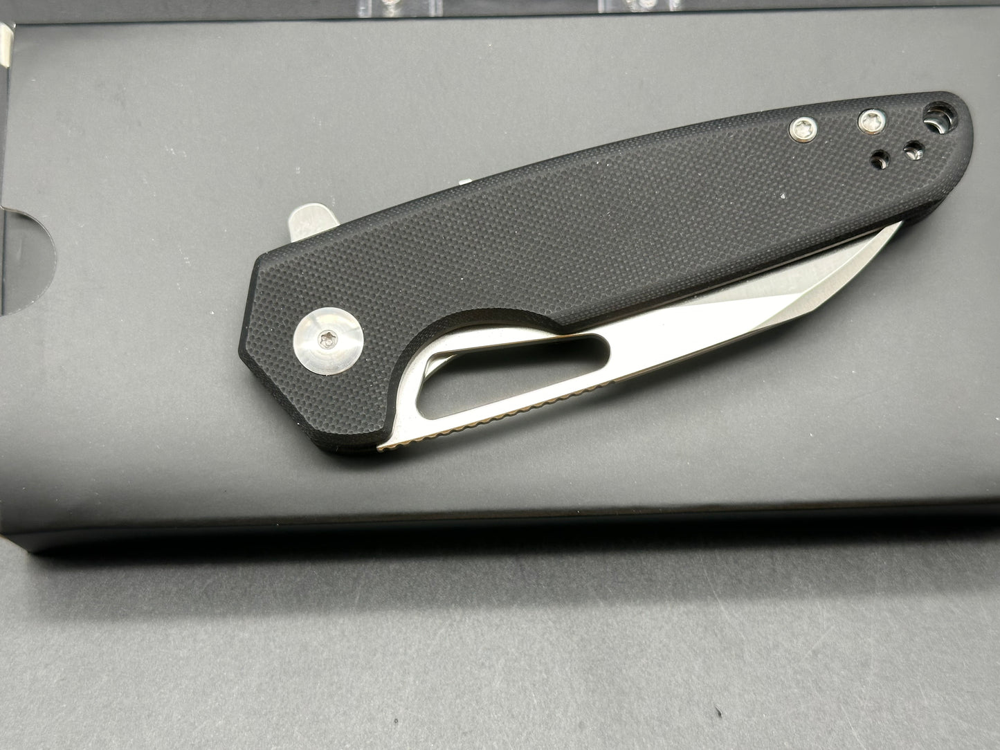 Kizer Helmet Nitro-V blade Black G10