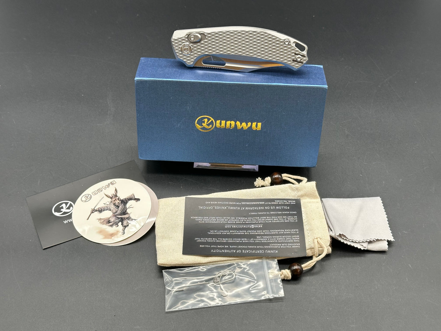 KUNWU DJANGO FOLDING KNIFE BEAD BLAST GRAY DIAMOND TITANIUM HANDLE ELMAX