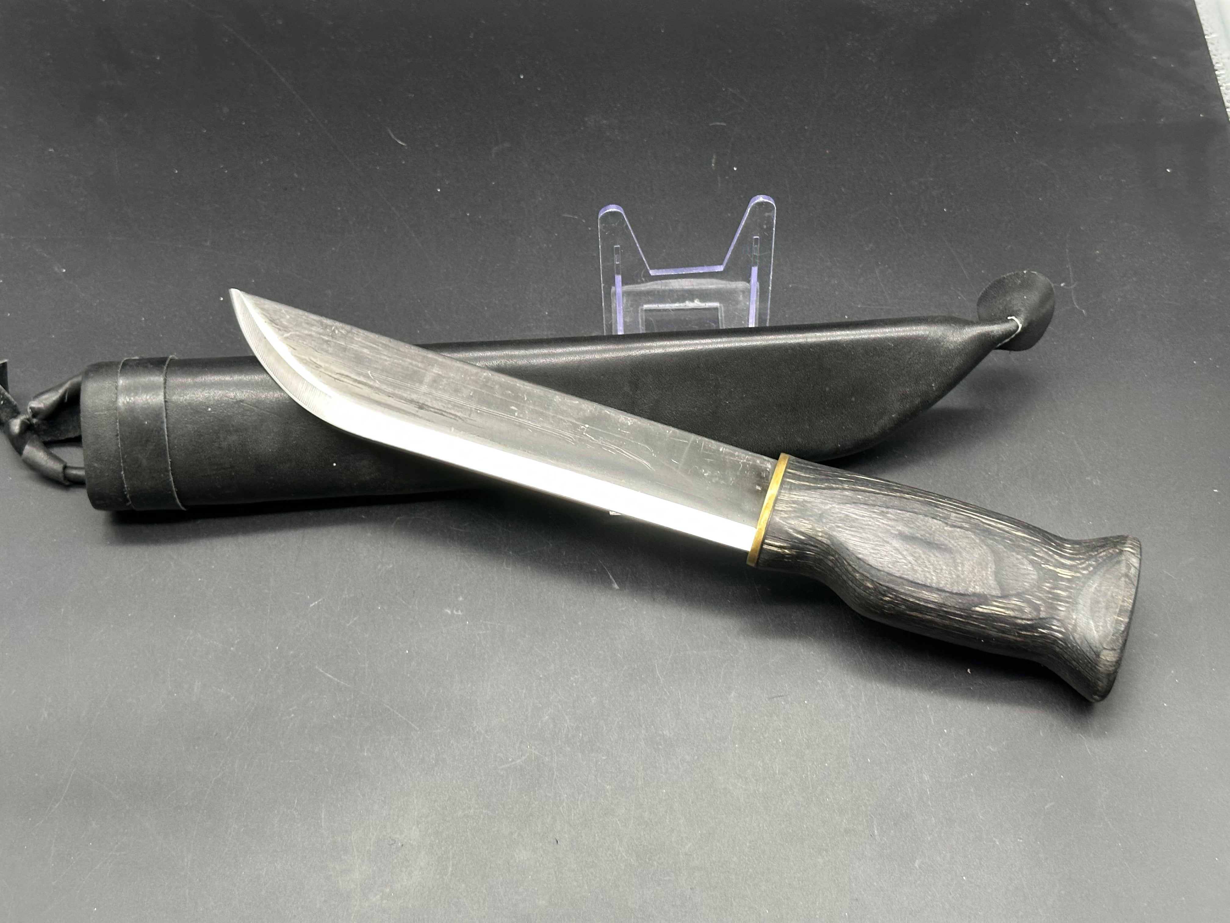 Wood Jewel Leuku Black Knife