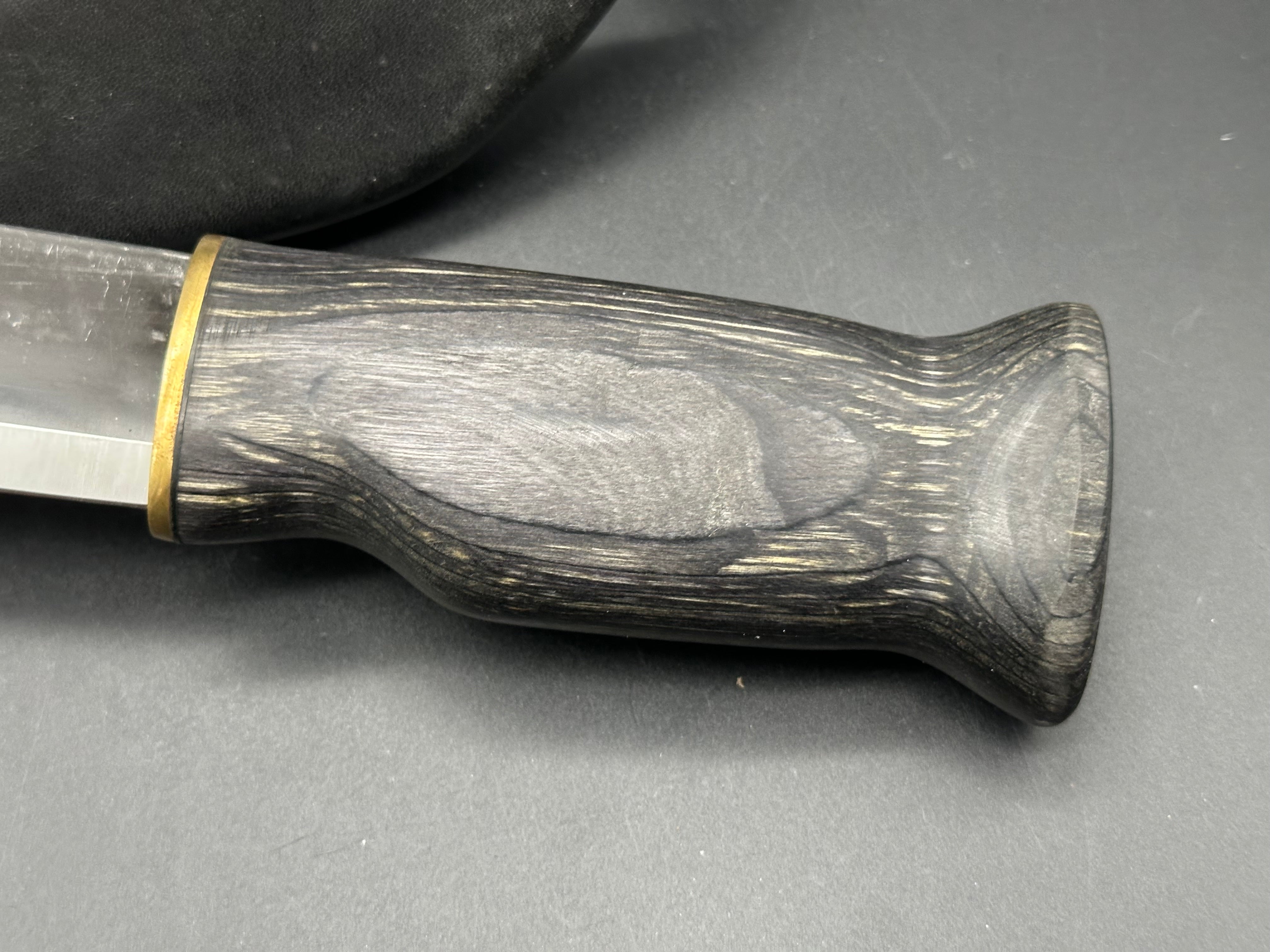 Wood Jewel Leuku Black Knife
