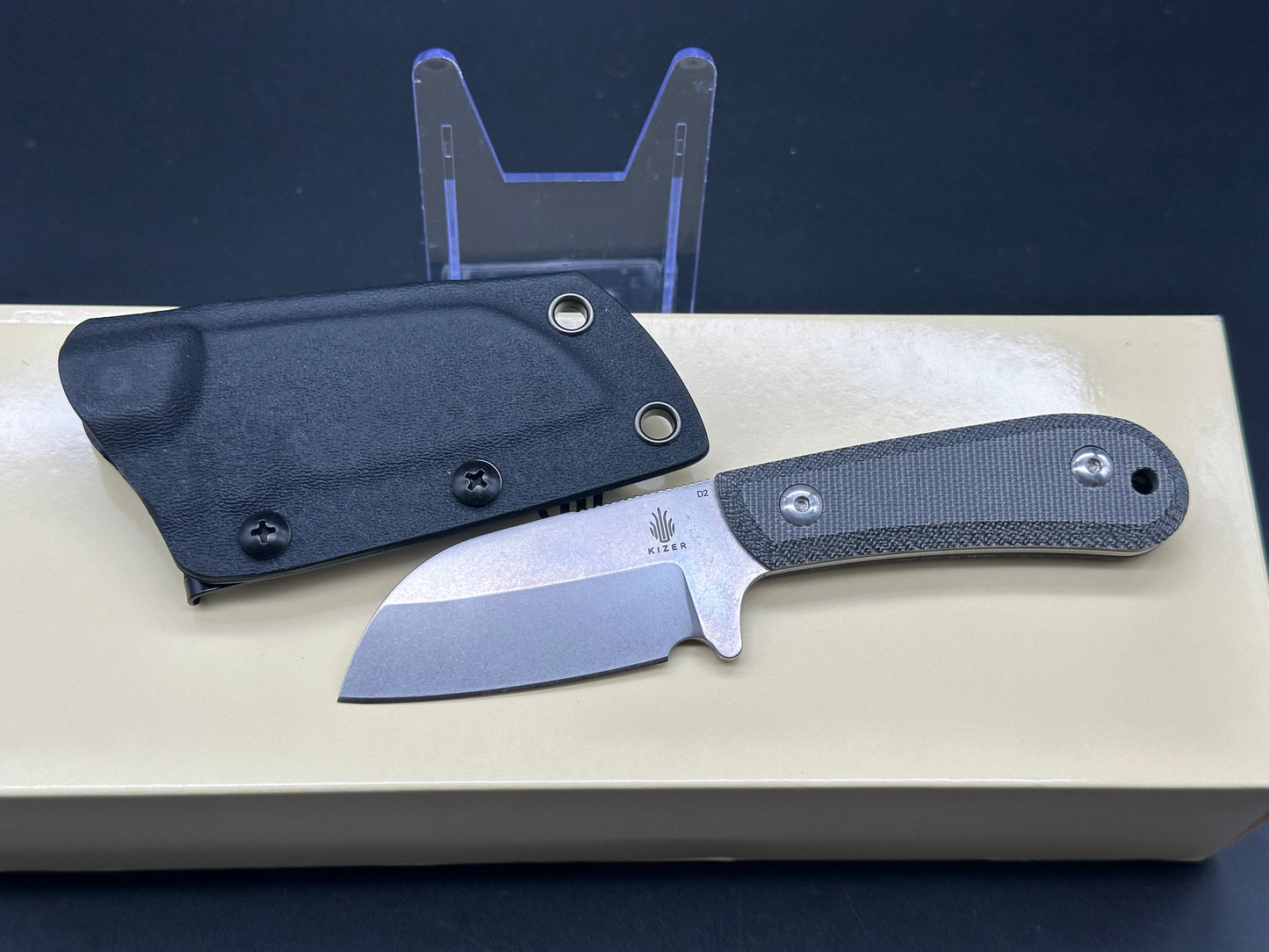 Kizer Cutlery 1062A1 Tyler Barnes Deckhand Fixed Blade Knife 2.95" D2 Stonewashed Sheepsfoot Blade, Black Micarta Handles, Kydex Sheath