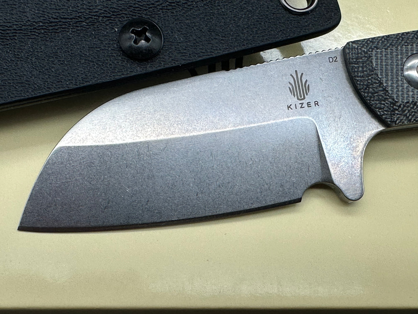 Kizer Cutlery 1062A1 Tyler Barnes Deckhand Fixed Blade Knife 2.95" D2 Stonewashed Sheepsfoot Blade, Black Micarta Handles, Kydex Sheath