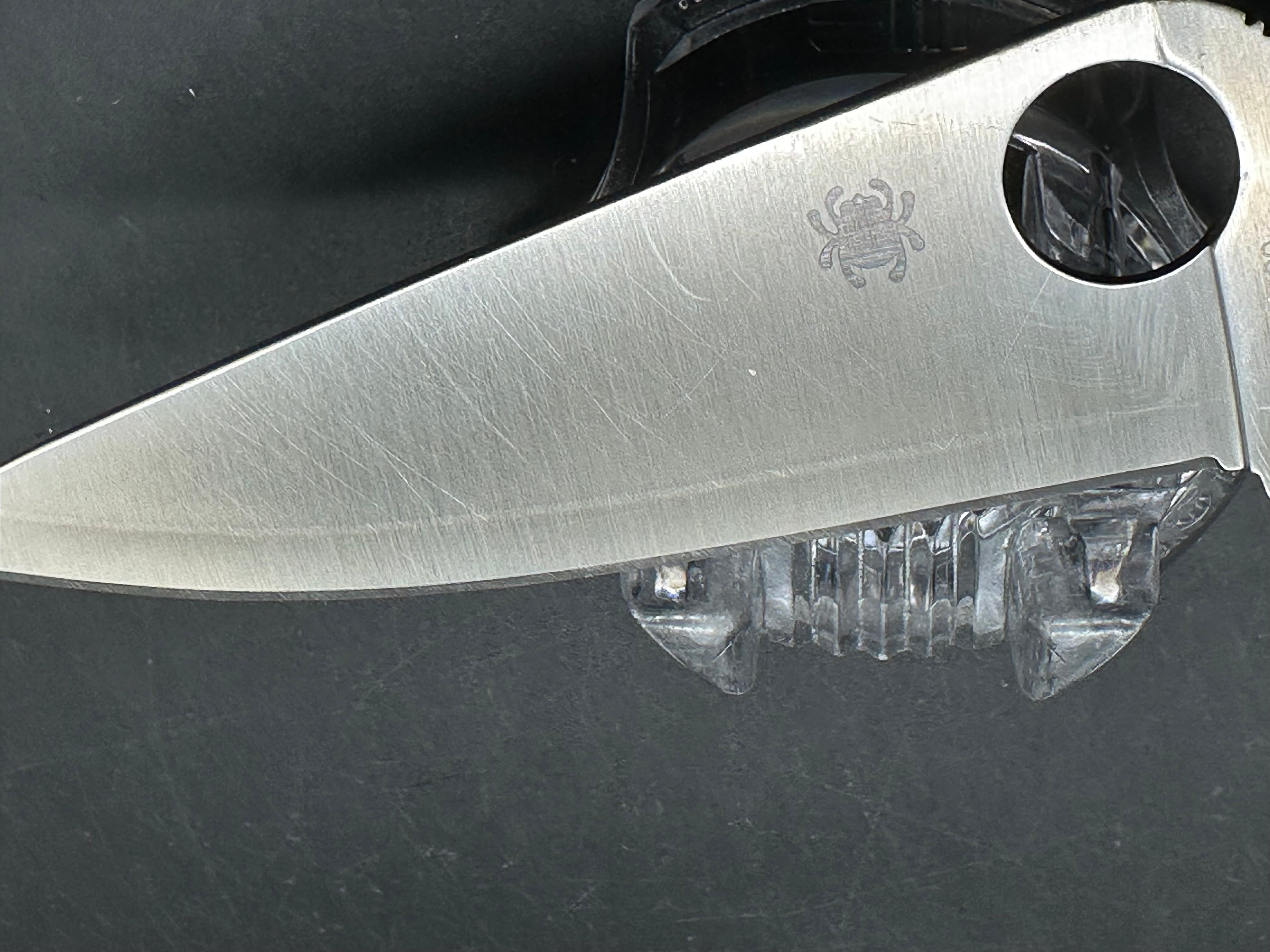 Spyderco Endura Pakkawood Hap40/SUS410, light scratches on blade