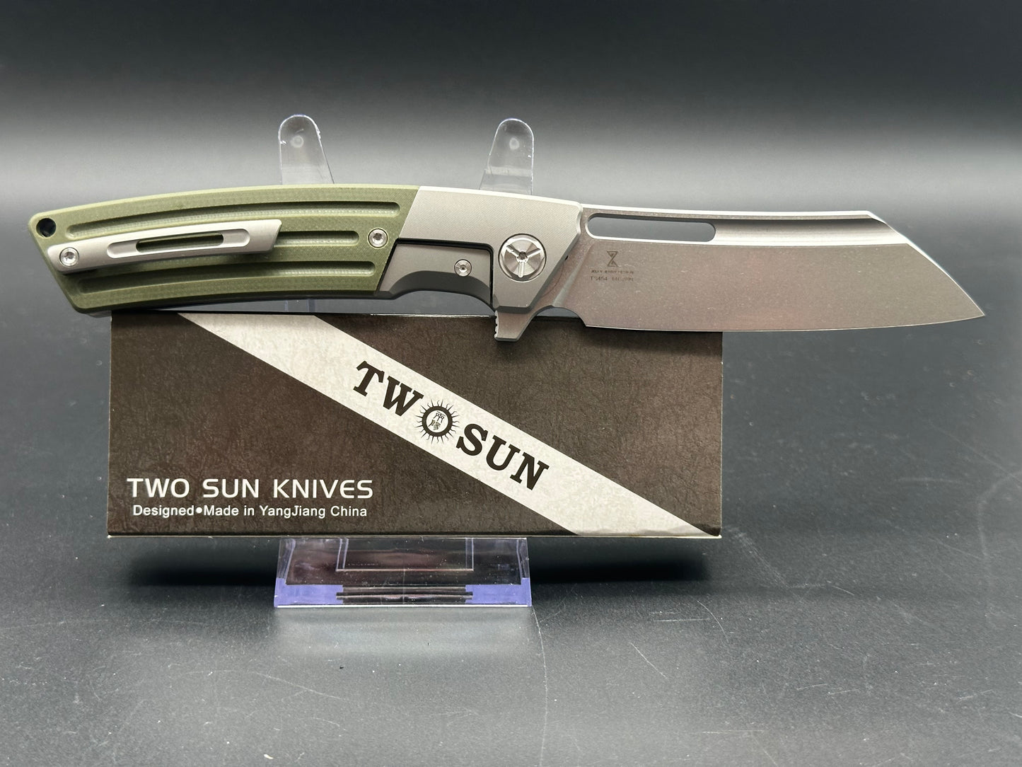 TWOSUN TS454 GREEN TITANIUM/G10 HANDLE 14C28N