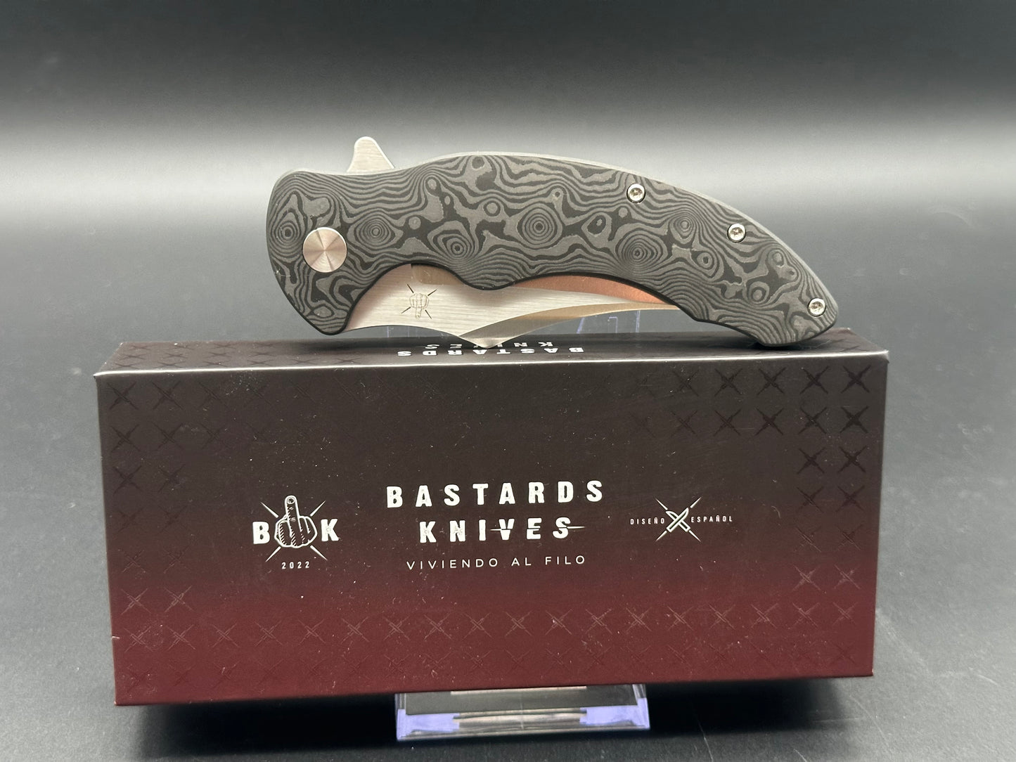 Bastard Knives BAAL titanium frame/CF scale w/N690 blade