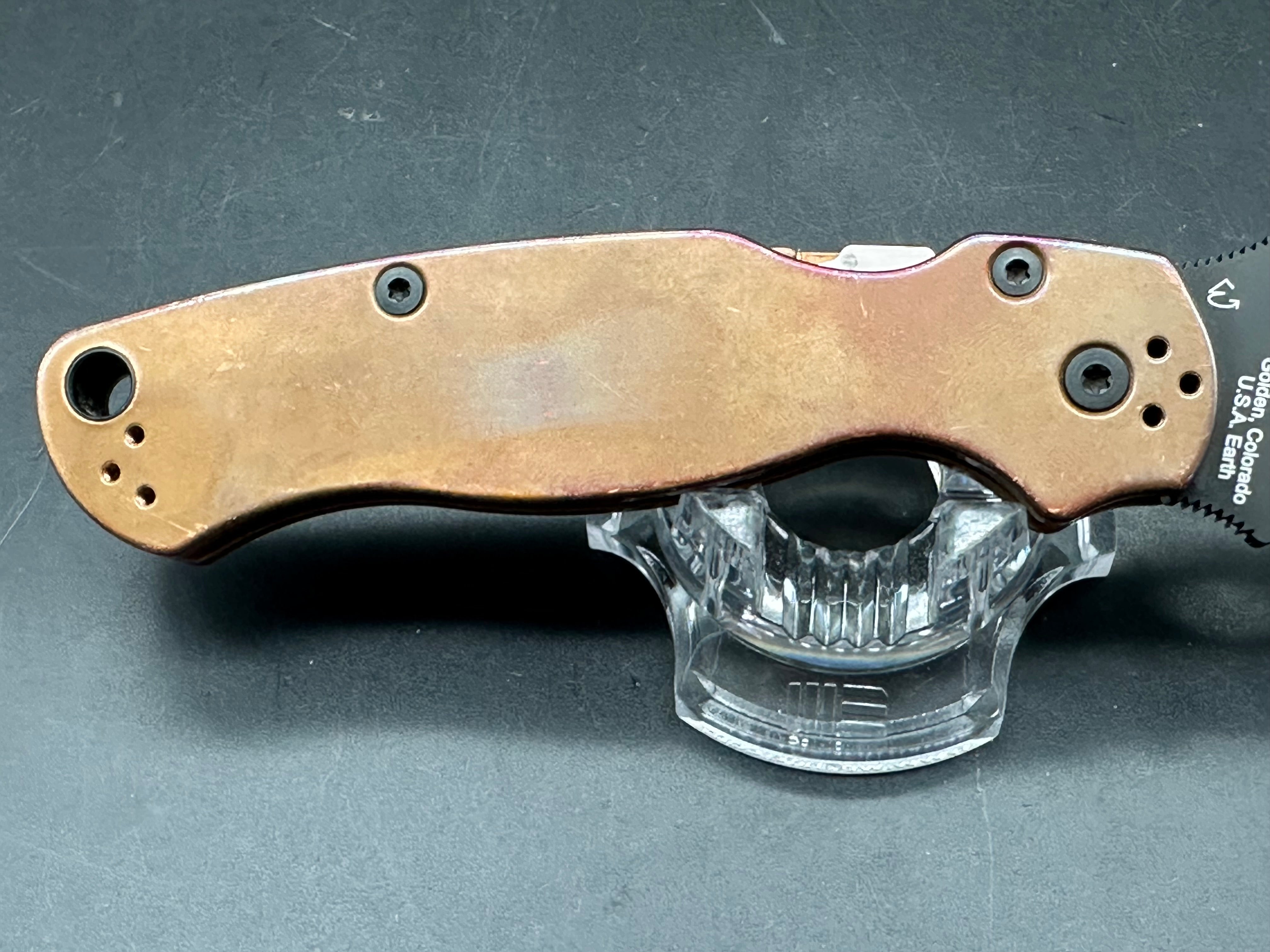 Spyderco PM2 CPM REX 45 Bronze Copper Scales, patina on scales