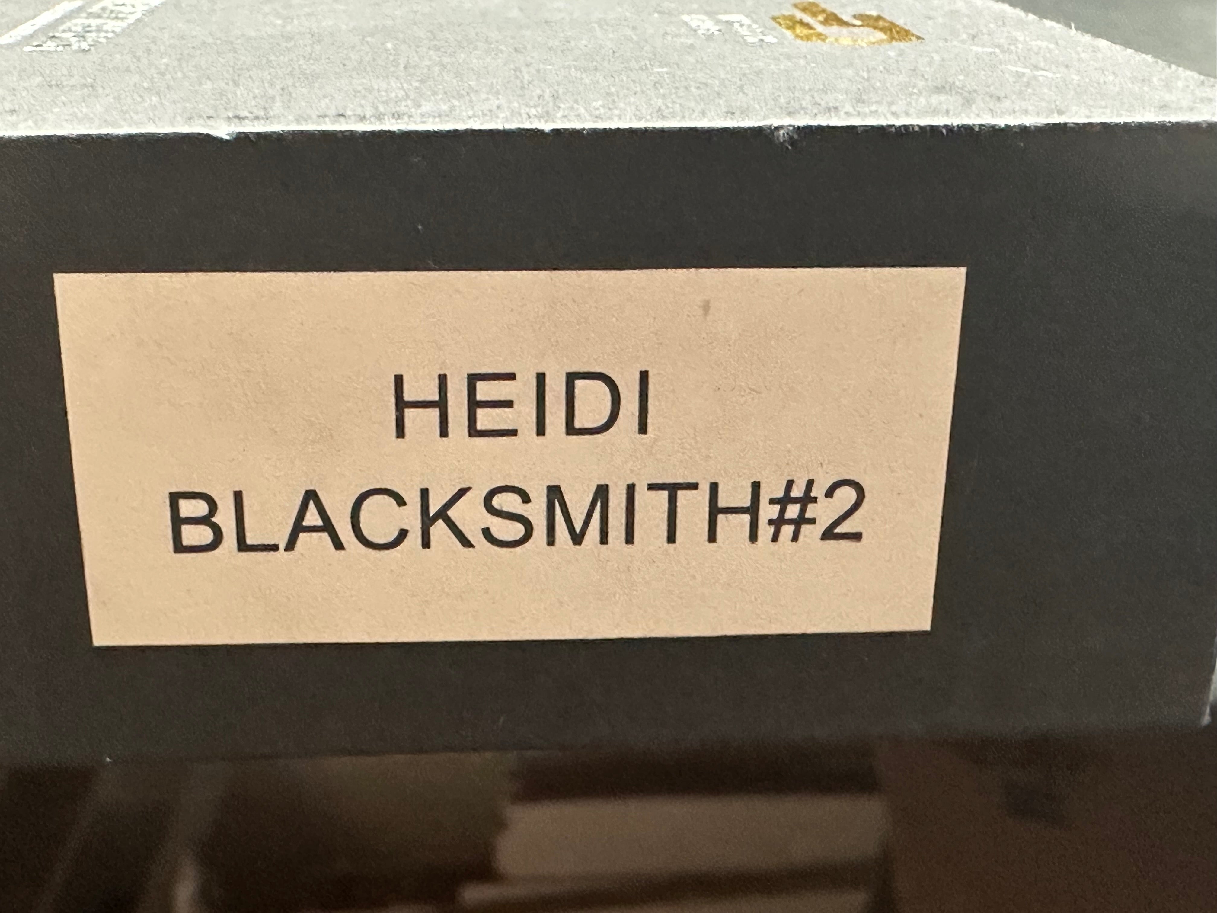 Bestech Heidi Blacksmith 2 - S35VN, Carbon Fiber Handle