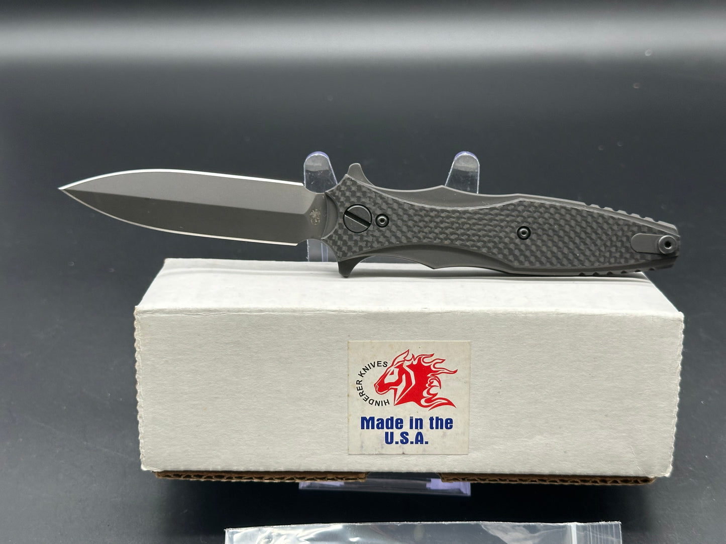 Hinderer Maximus blackout w/CF scales