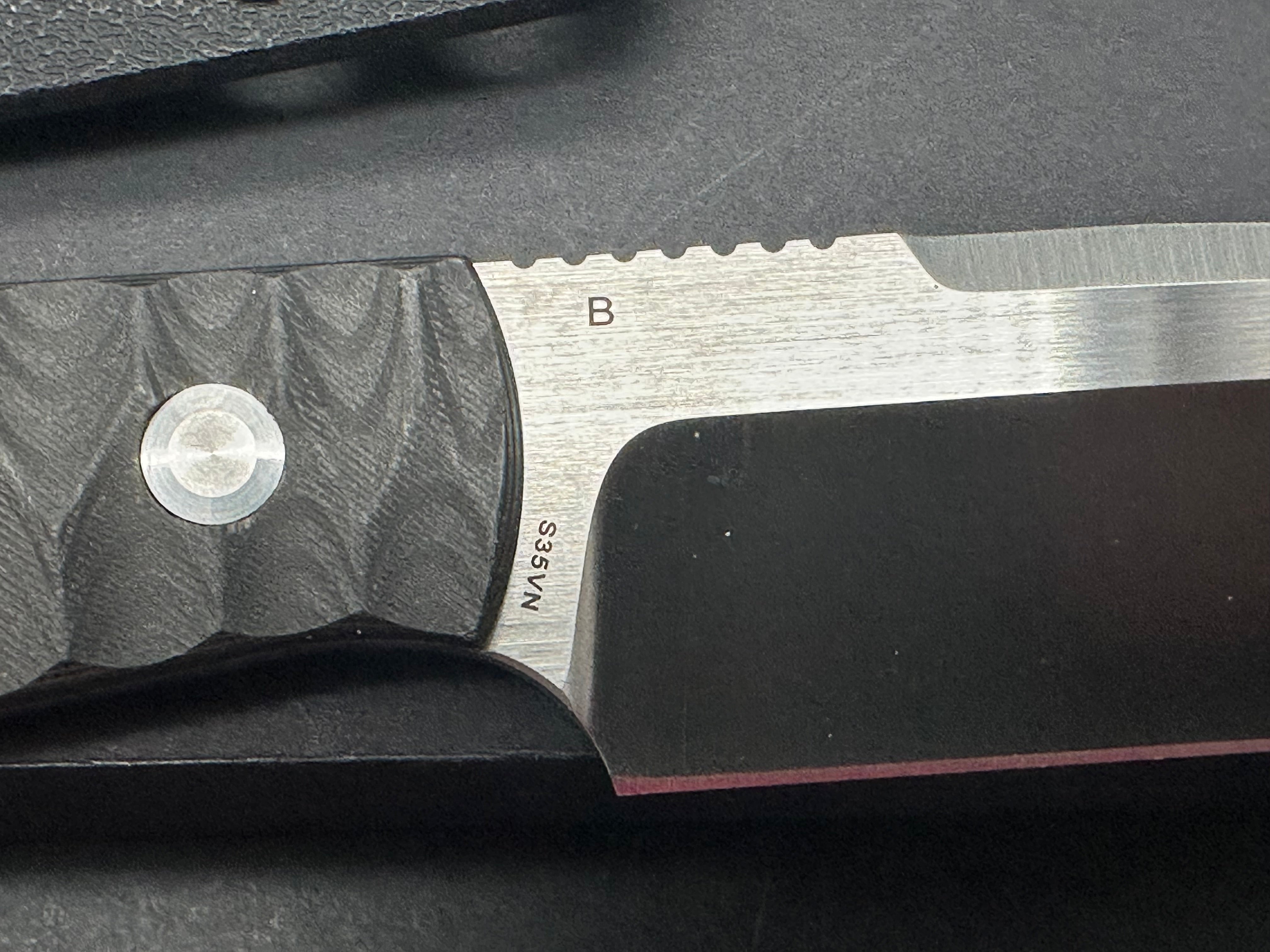 Bestech Heidi Blacksmith 2 - S35VN, Carbon Fiber Handle