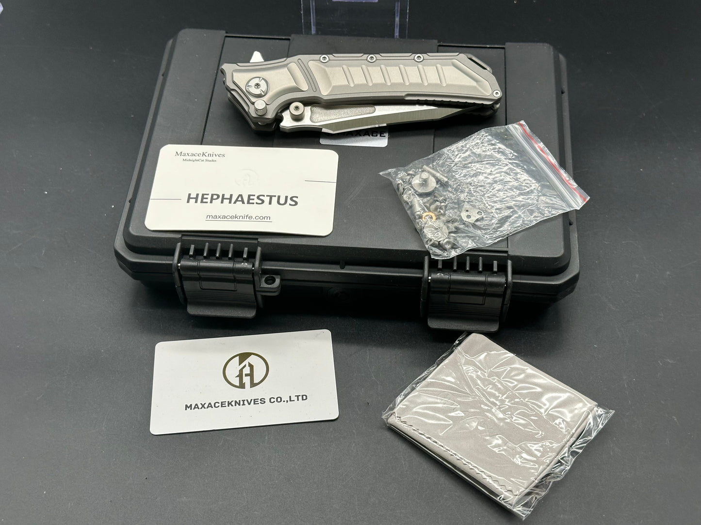 Maxace Hephaestus Frame Lock Knife Gray Titanium (4" Satin)