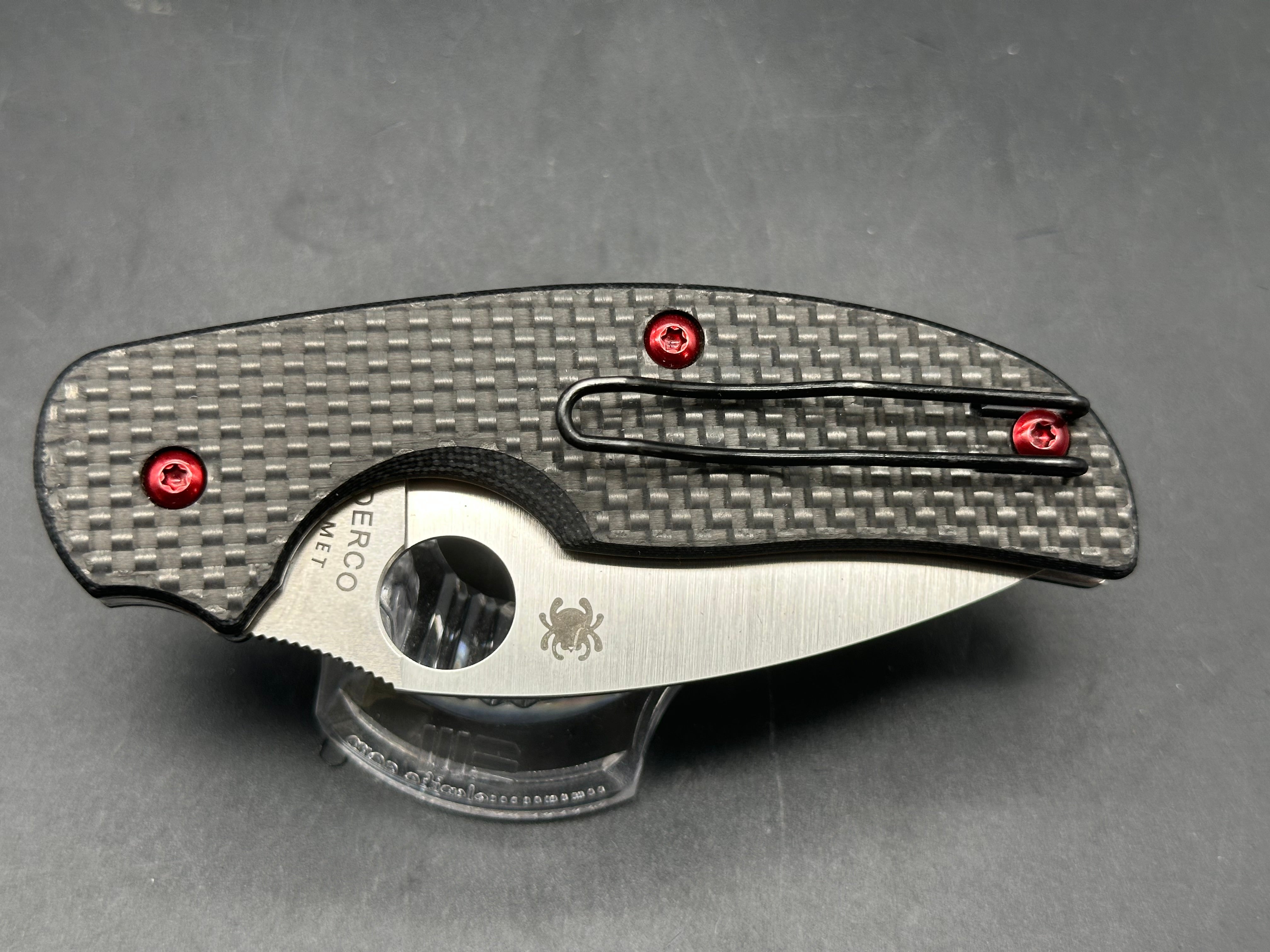 Spyderco Sage 5 Custom Swap, Carbon Fiber scales with red hardware and Maxamet blade