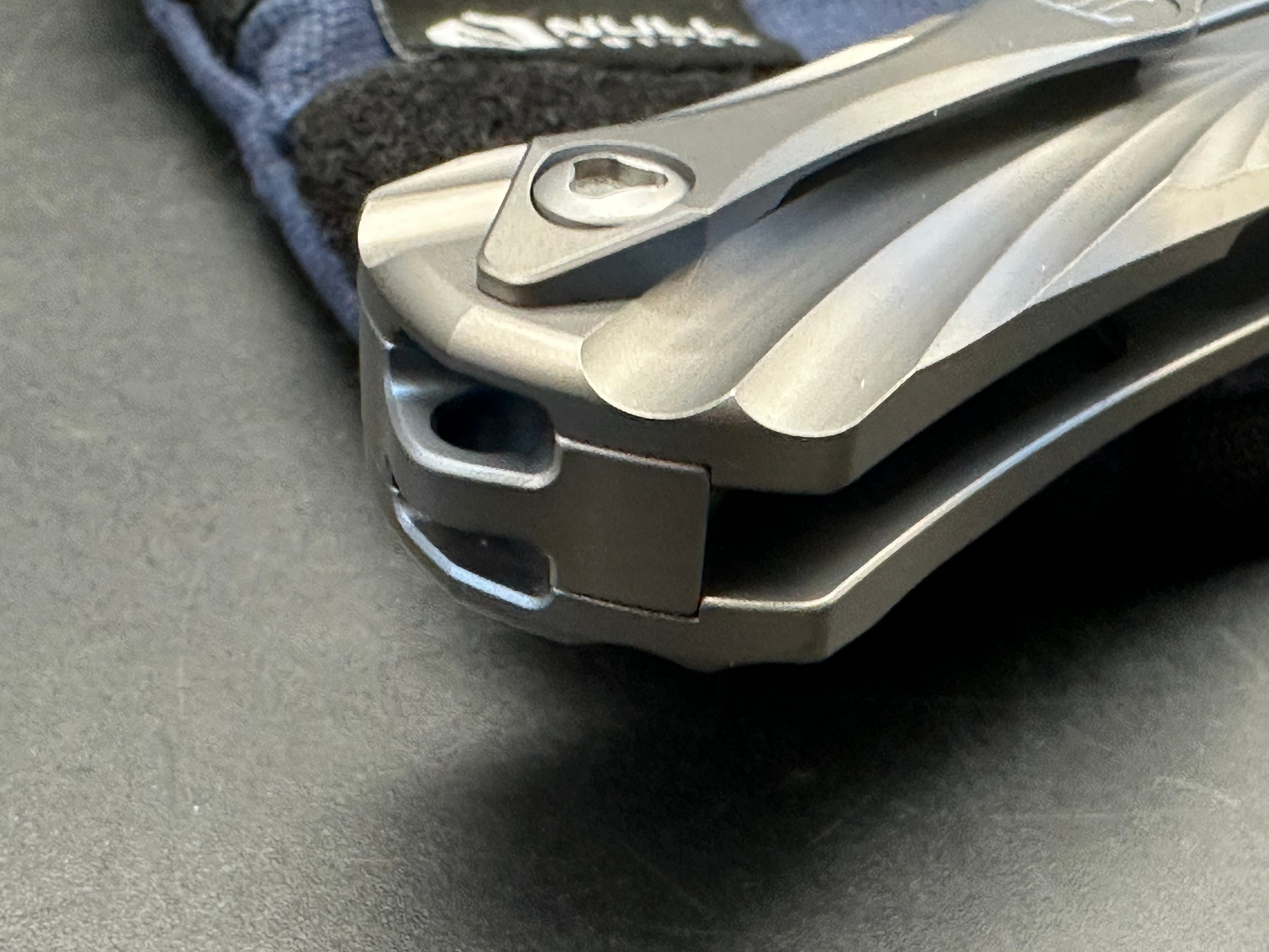 Kevin John T-Series Titanium handle w/M390 blade